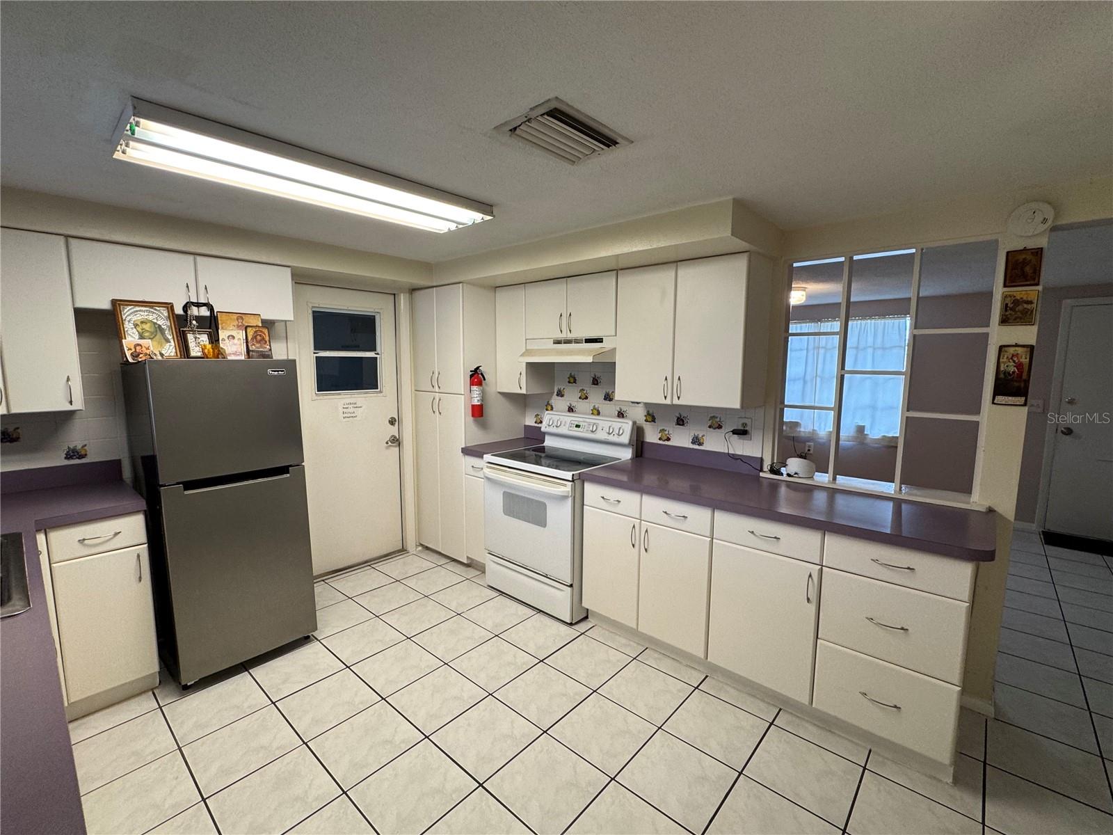 1207 TAMARAC DR, HOLIDAY, FL, 34690