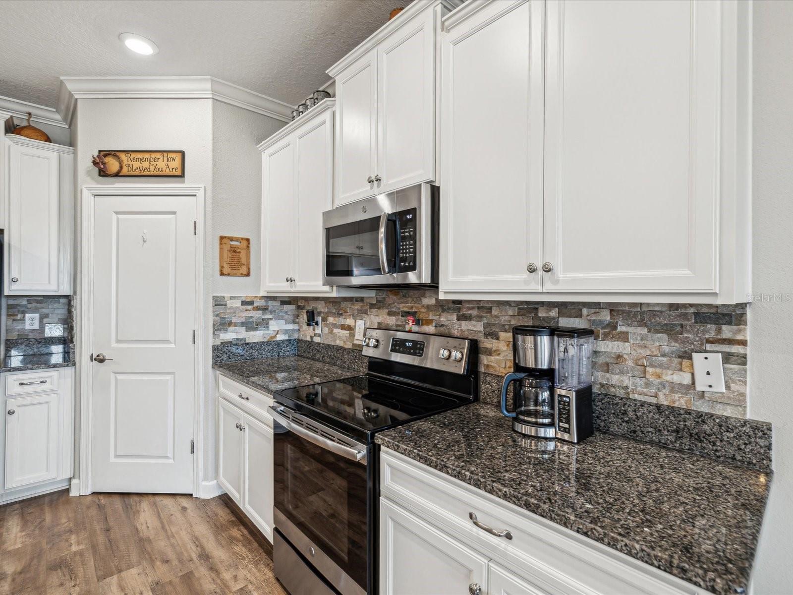 18605 NOBLE CASPIAN DR, LUTZ, FL, 33558