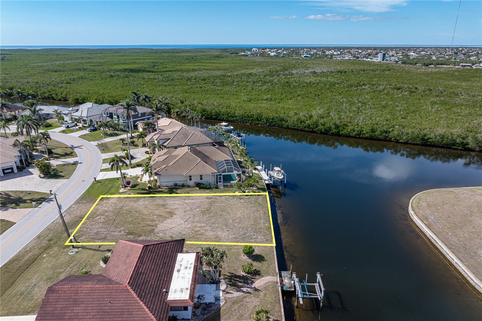 3324 TRIPOLI BLVD, PUNTA GORDA, FL, 33950