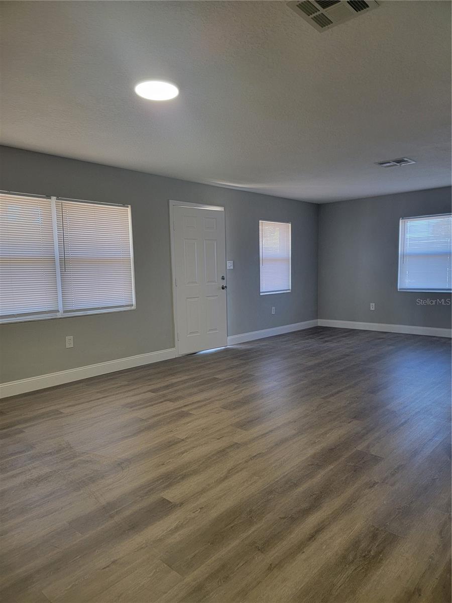 701 TITCOMB ST, EUSTIS, FL, 32726