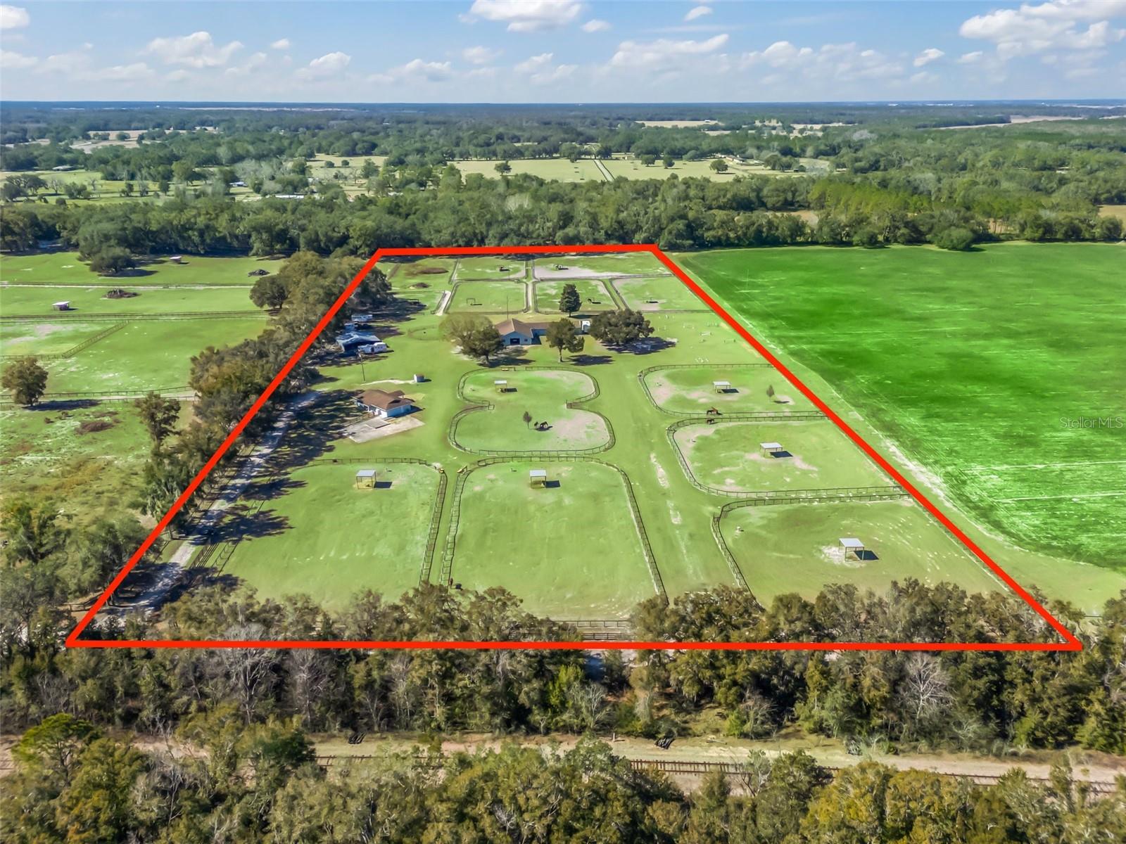 250 NE 195TH AVE, WILLISTON, FL, 32696