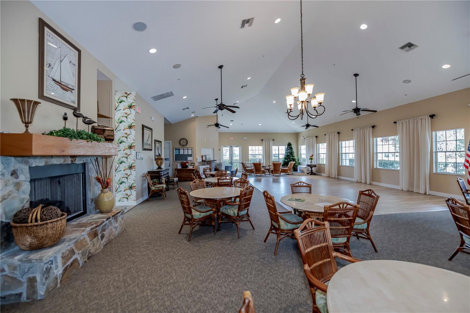 25533 HERITAGE LAKE BLVD #19, PUNTA GORDA, FL, 33983