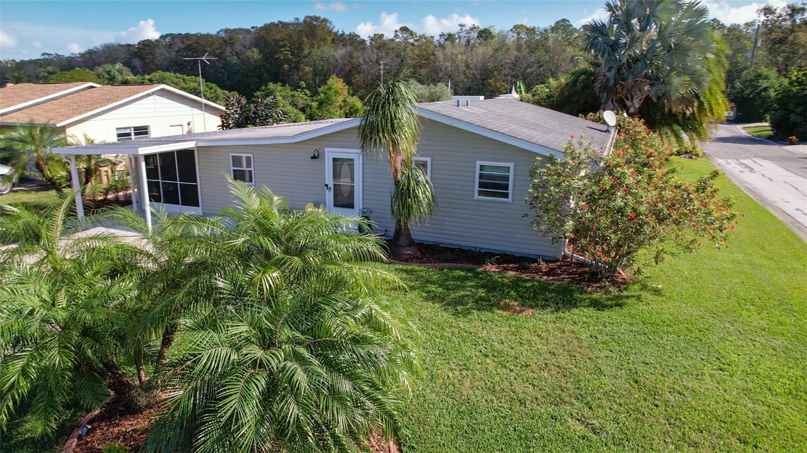 26608 BERMUDA DR, TAVARES, FL, 32778