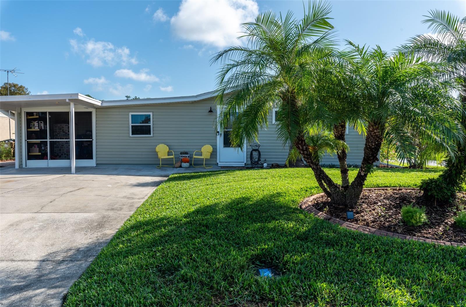 26608 BERMUDA DR, TAVARES, FL, 32778