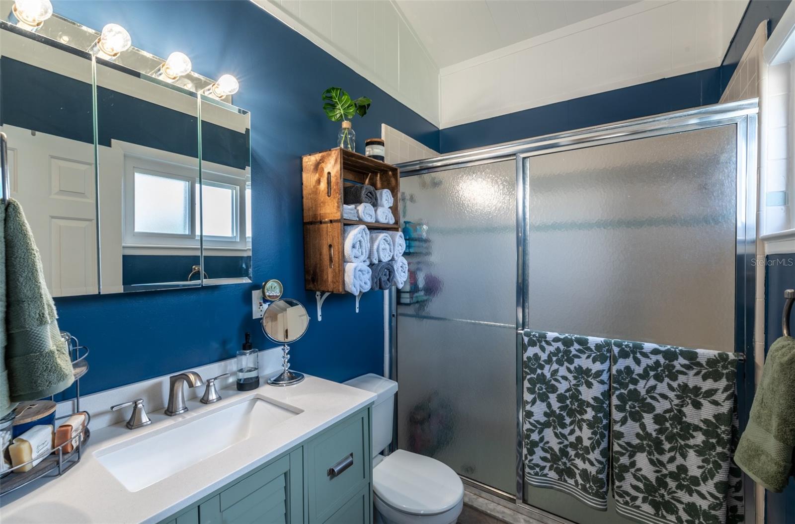 26608 BERMUDA DR, TAVARES, FL, 32778