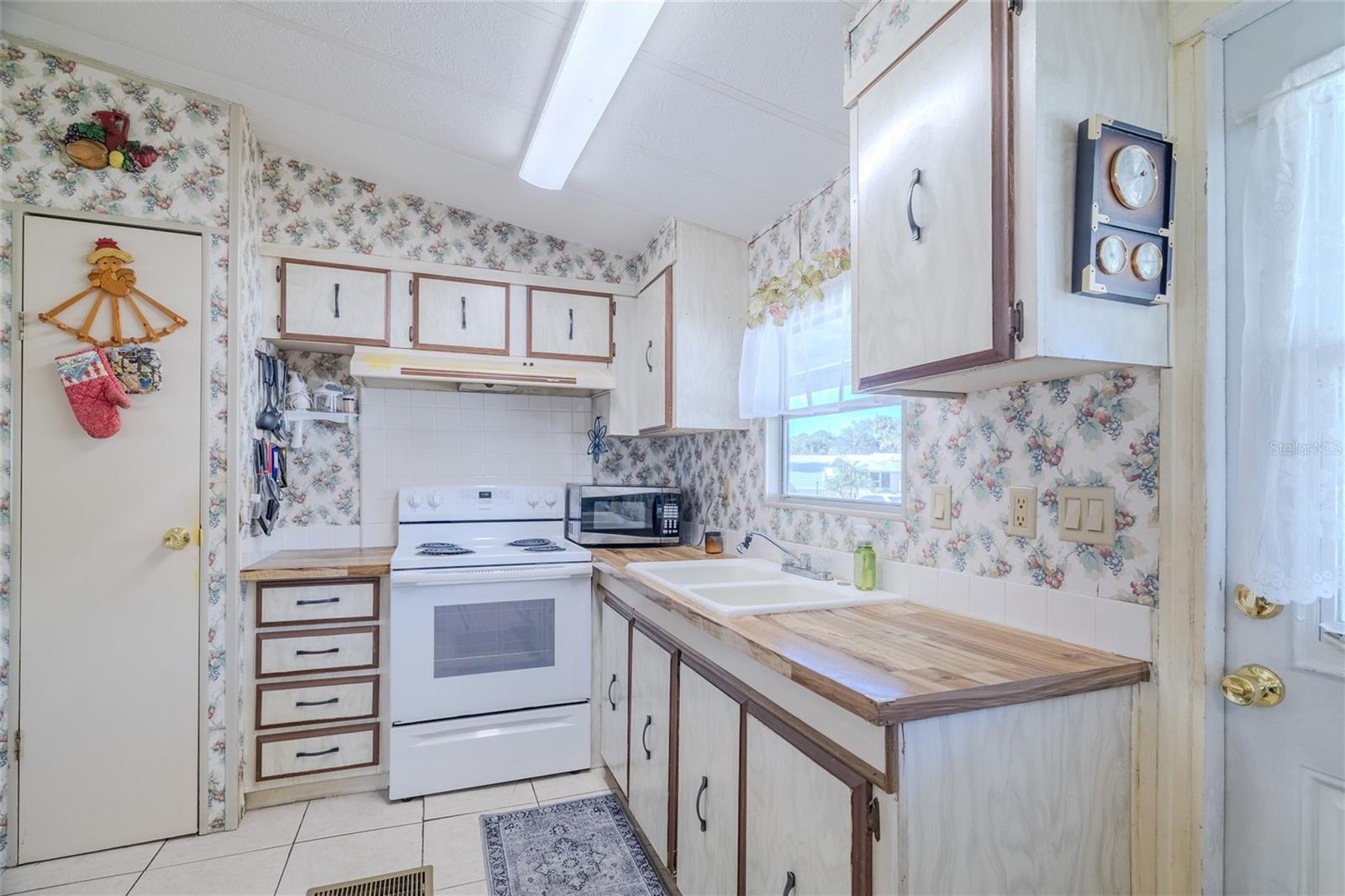 4328 CEDAR WAY, EDGEWATER, FL, 32141