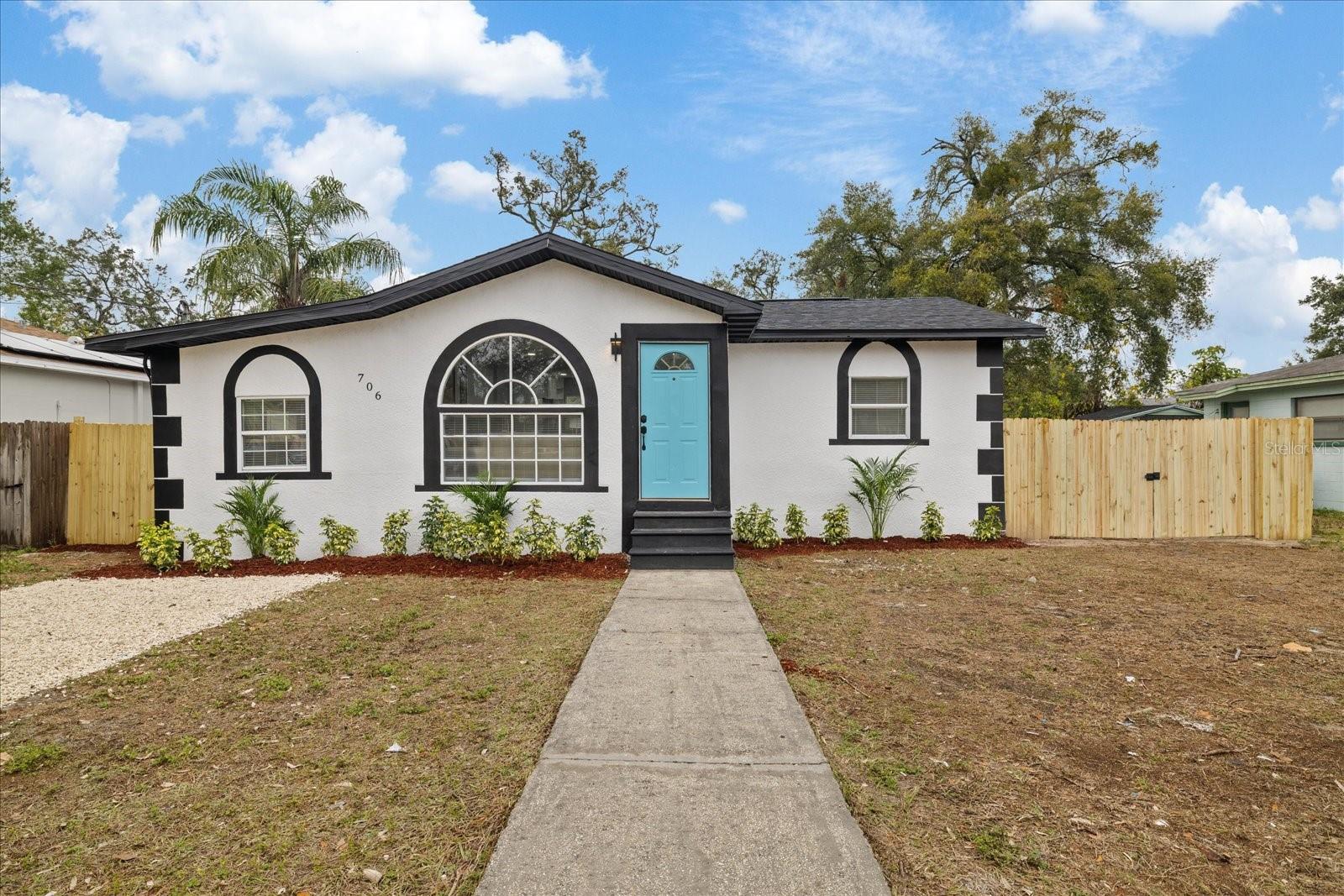 706 N CASTLE CT, TAMPA, FL, 33612