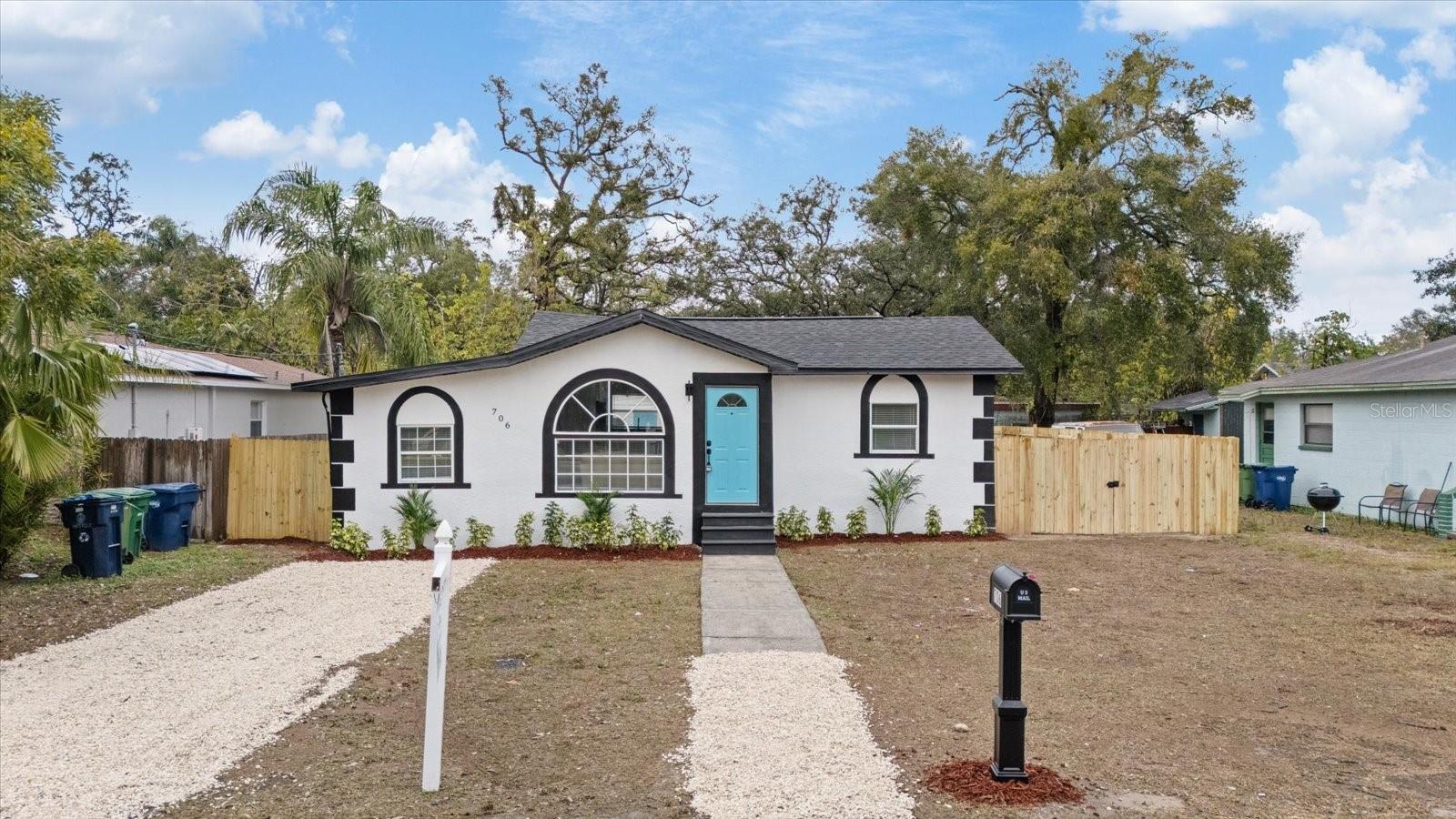 706 N CASTLE CT, TAMPA, FL, 33612