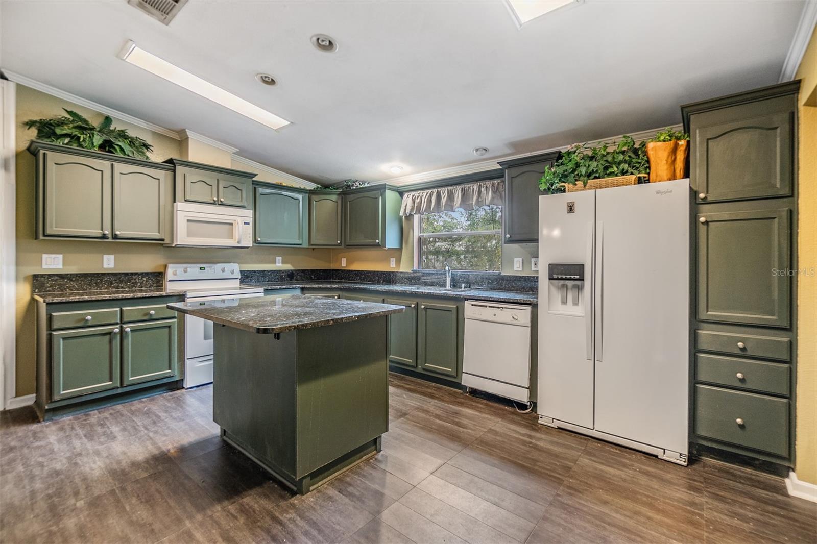 12204 N 12TH, TAMPA, FL, 33612