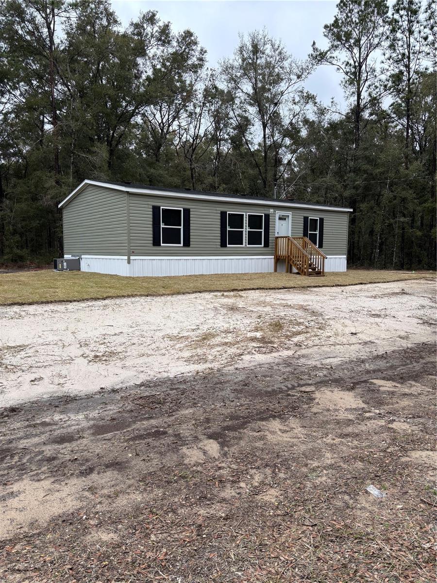 15671 NE 5TH ST, WILLISTON, FL, 32696