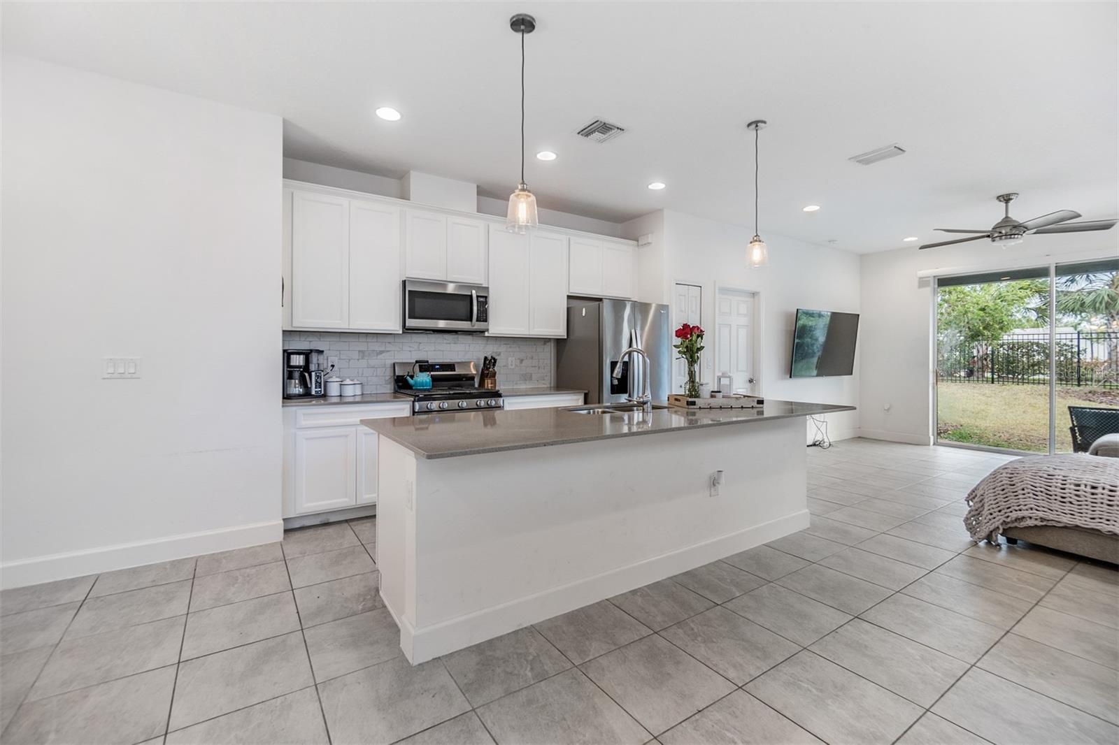 5613 DEL CORONADO DR, APOLLO BEACH, FL, 33572