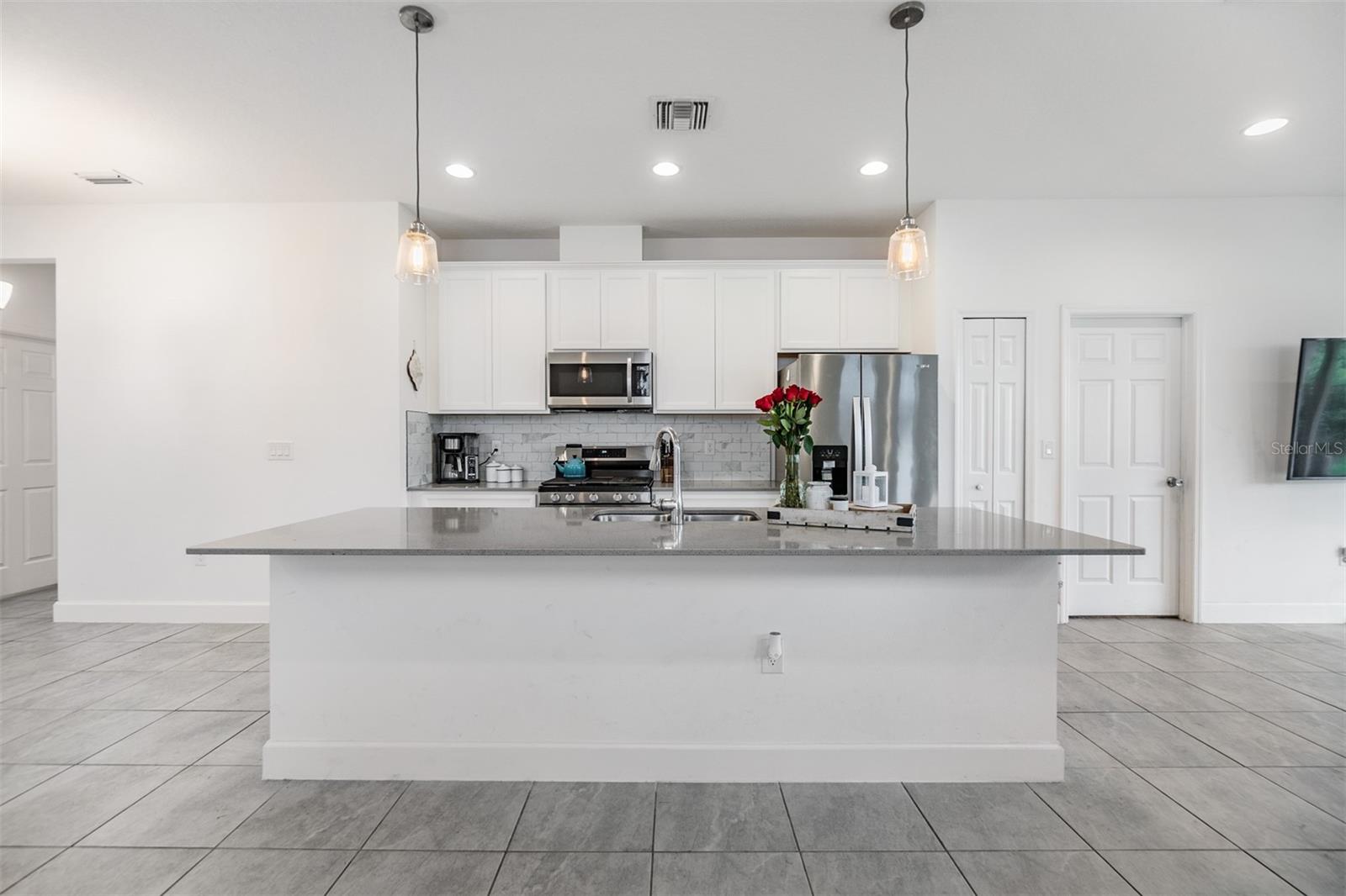 5613 DEL CORONADO DR, APOLLO BEACH, FL, 33572