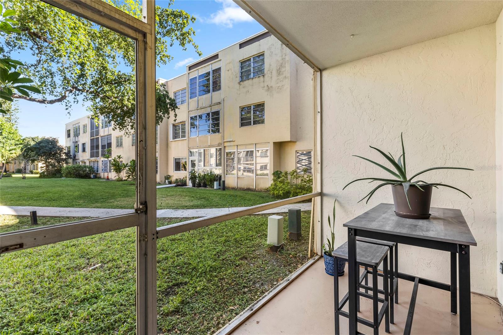 151 BERKLEY RD #105, HOLLYWOOD, FL, 33024