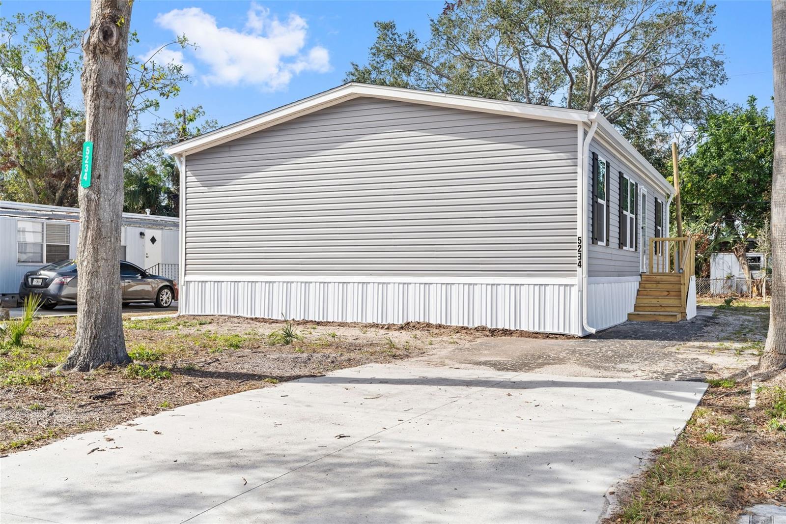 5234 YELLOW PINE ST N, ST PETERSBURG, FL, 33709