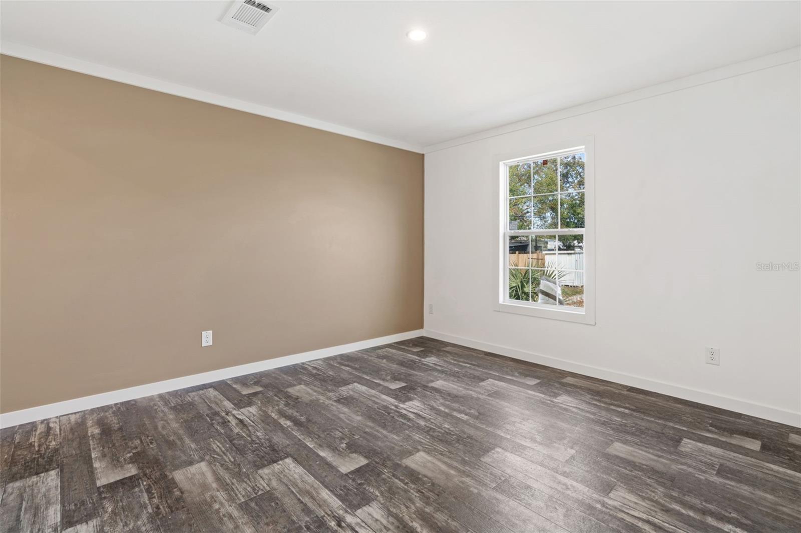 5234 YELLOW PINE ST N, ST PETERSBURG, FL, 33709