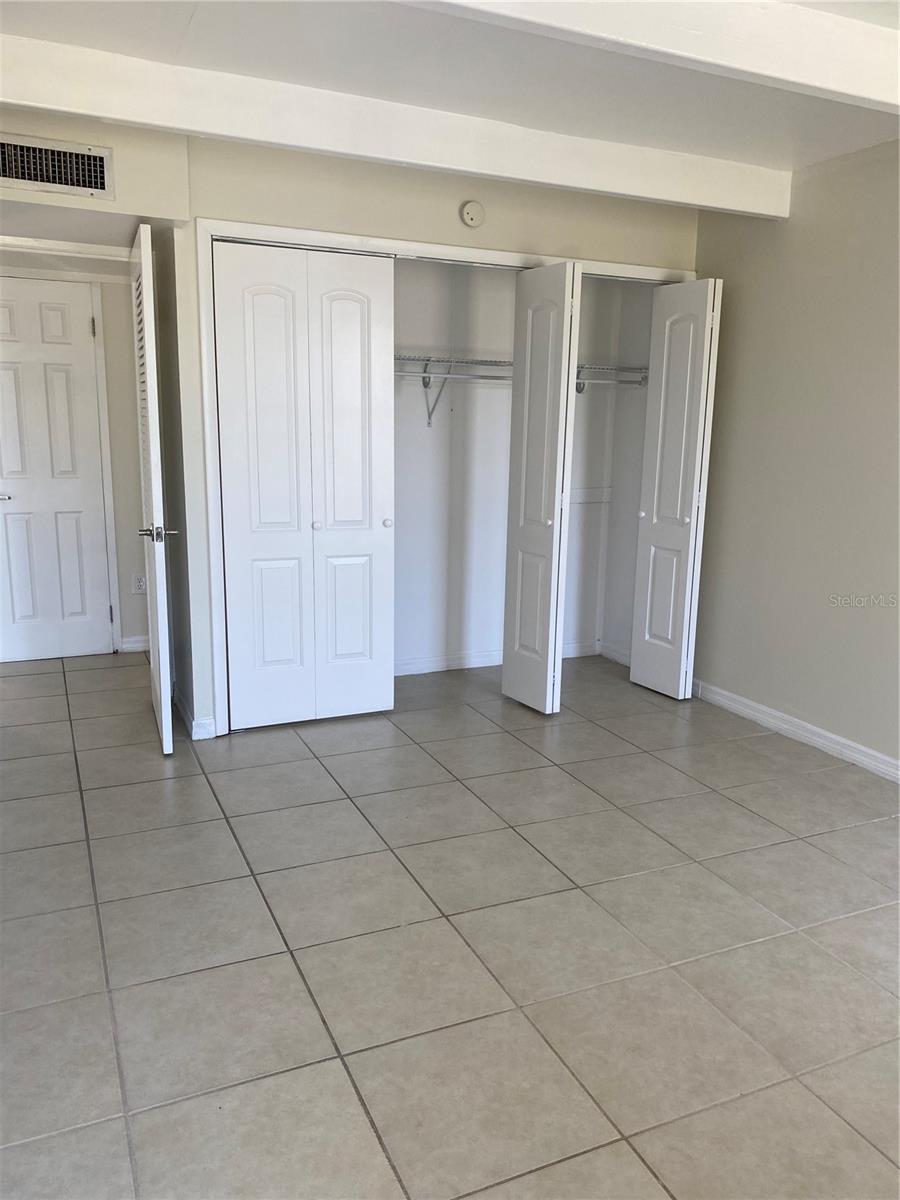 1837 CLUB CIR, LAKESHORE, FL, 33854