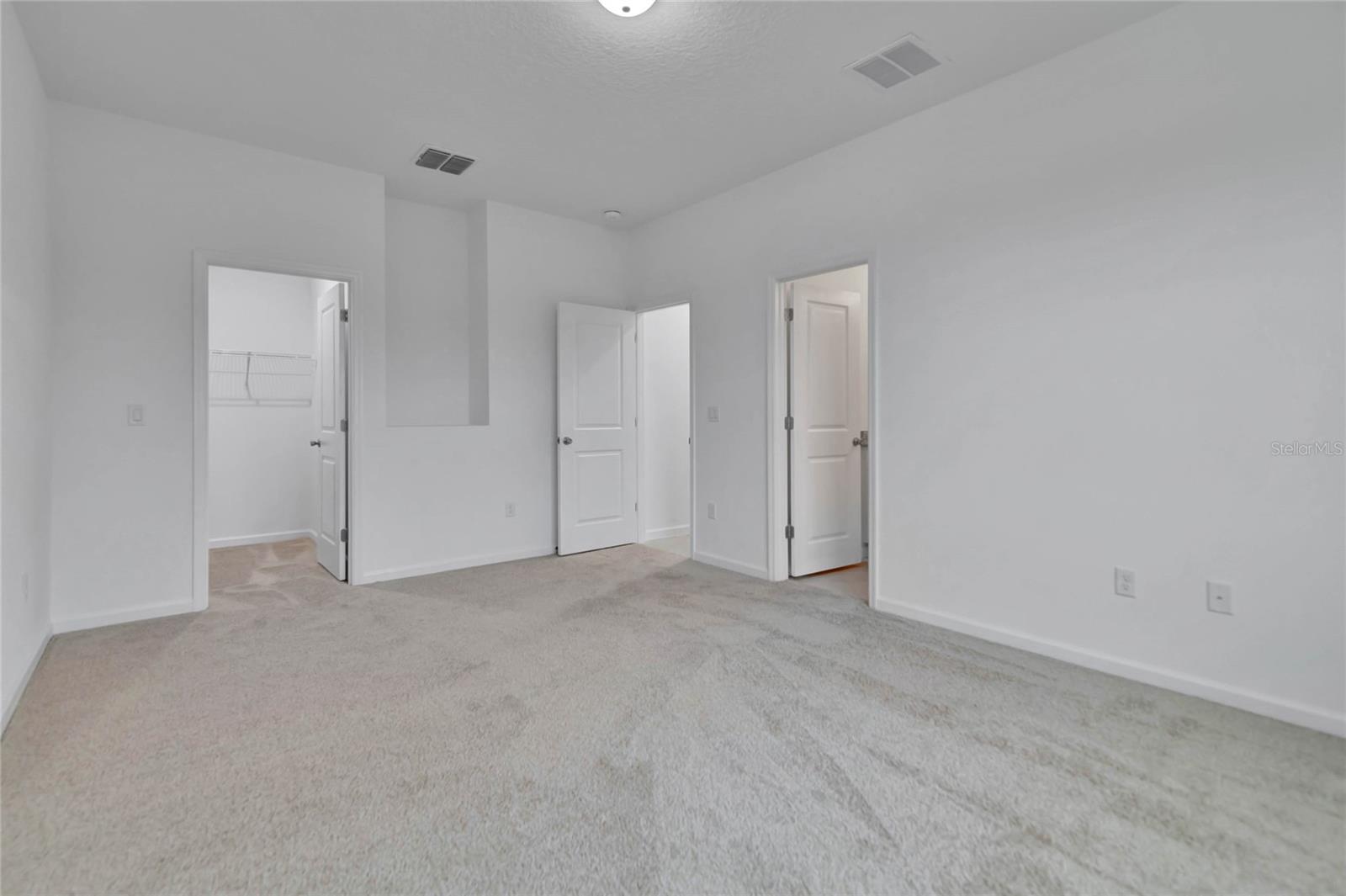 925 MAGNOLIA AVE, HOLLY HILL, FL, 32117