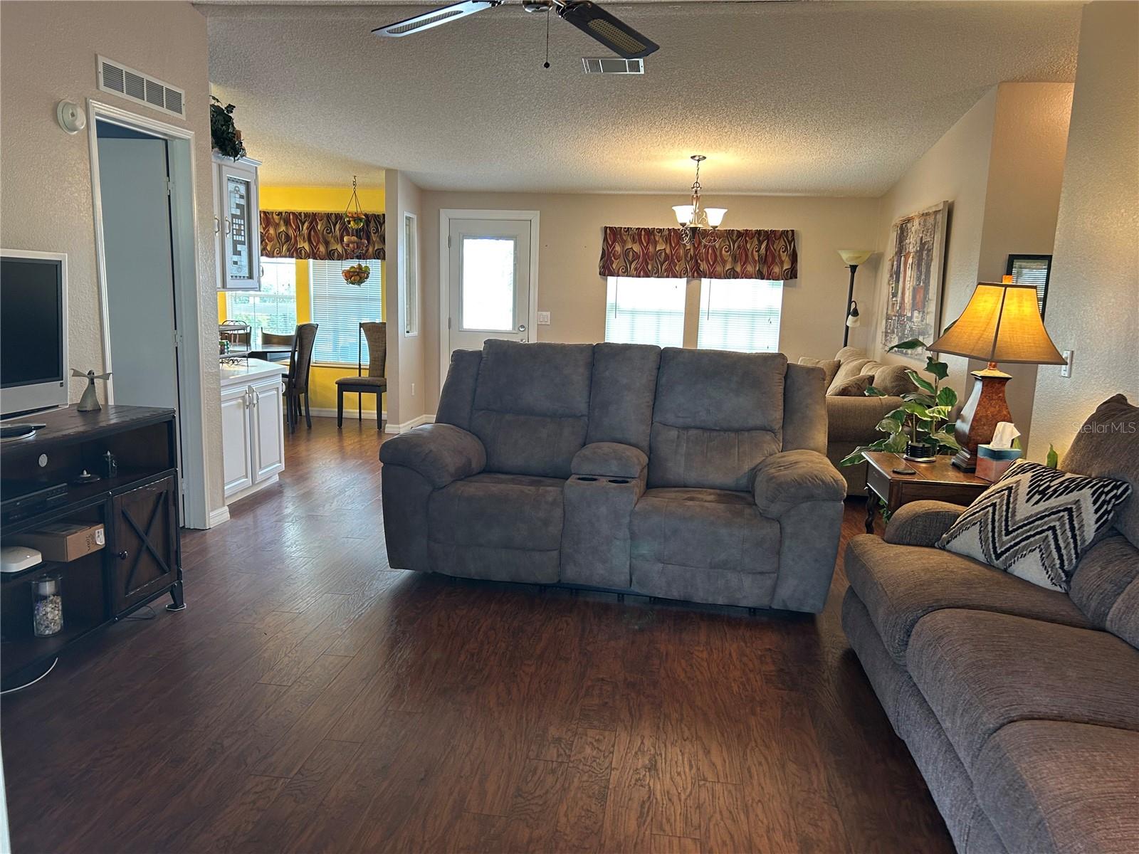 250 JOANNE DR, DAVENPORT, FL, 33897