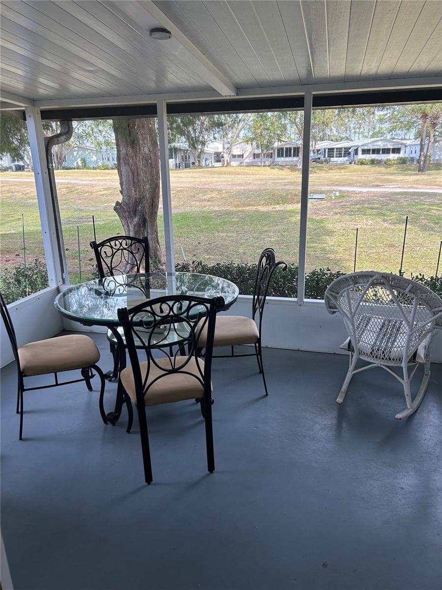 250 JOANNE DR, DAVENPORT, FL, 33897