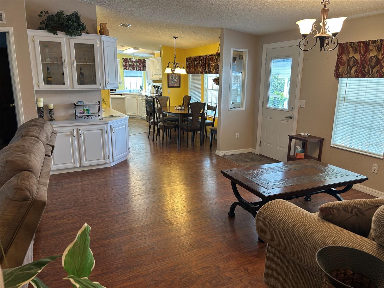 250 JOANNE DR, DAVENPORT, FL, 33897