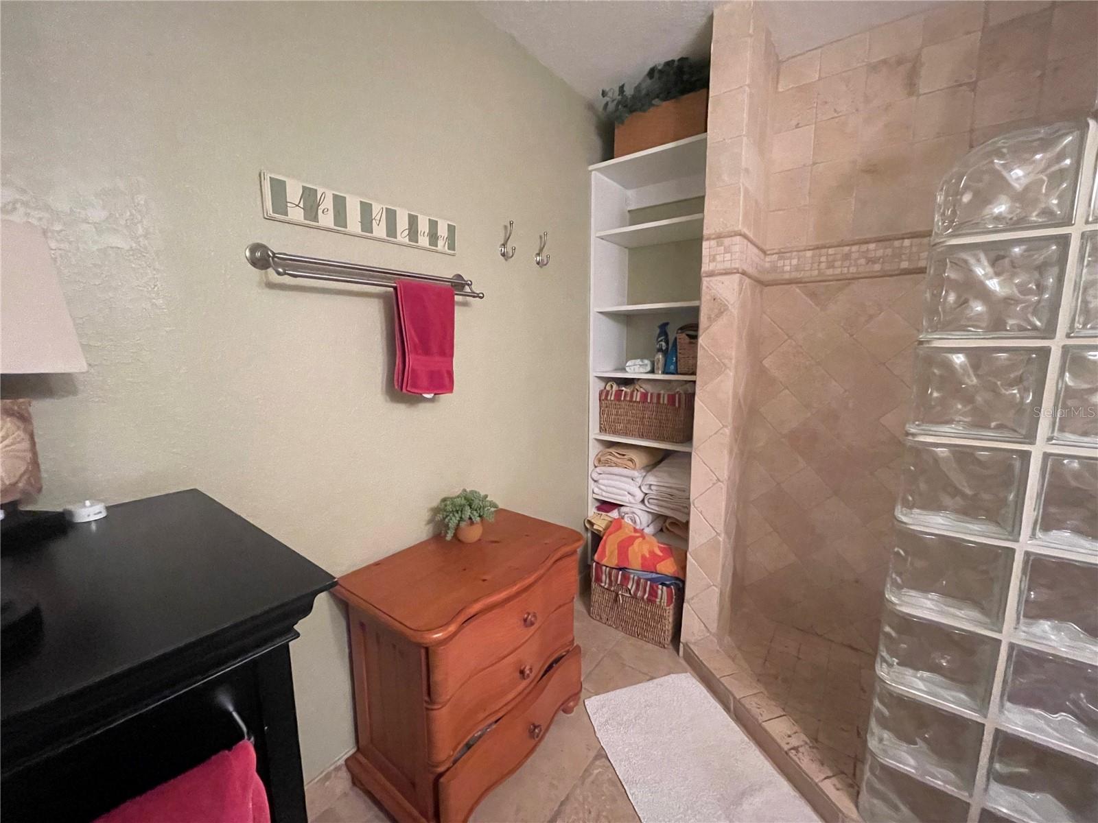 18304 GULF BLVD #PH-9, REDINGTON SHORES, FL, 33708