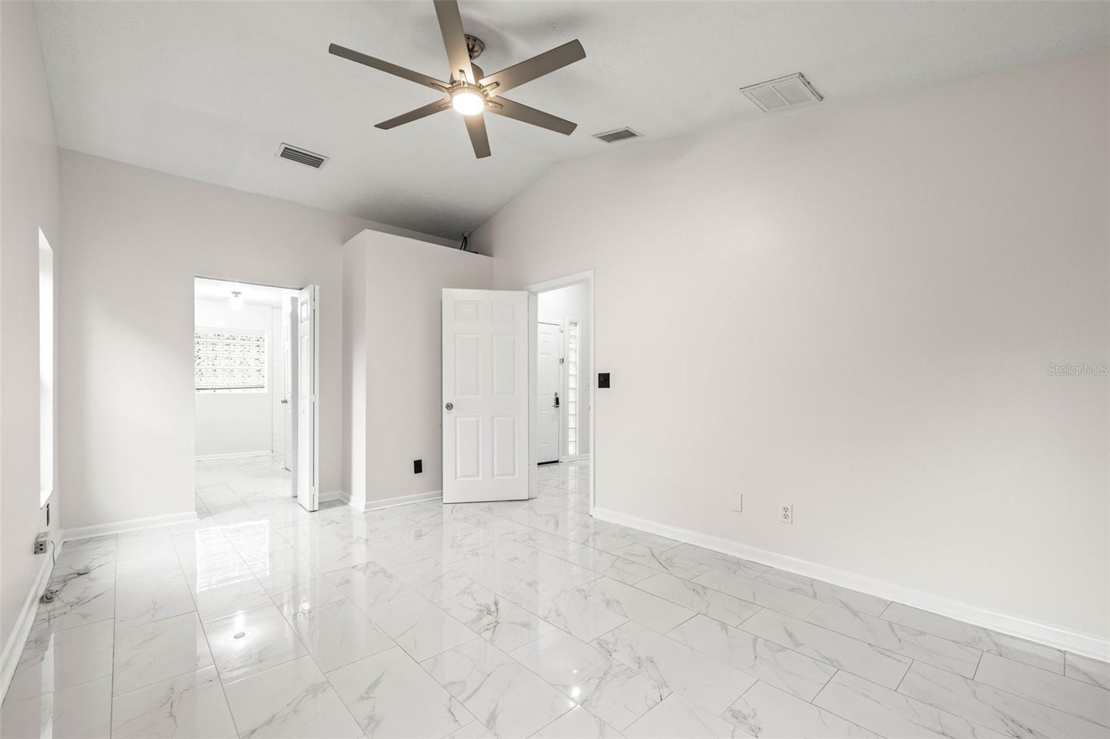 11615 GROVE LN, SEFFNER, FL, 33584
