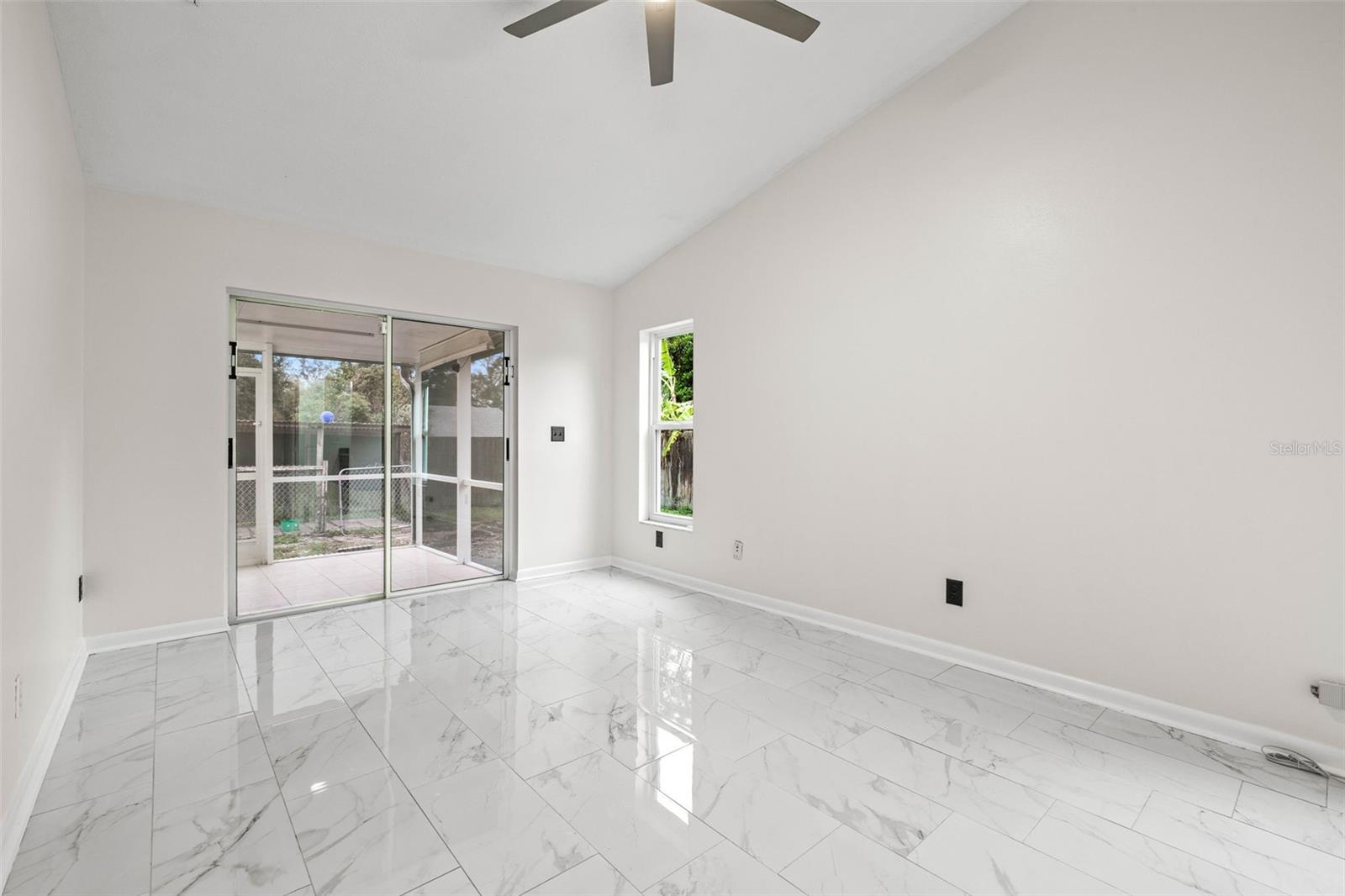 11615 GROVE LN, SEFFNER, FL, 33584