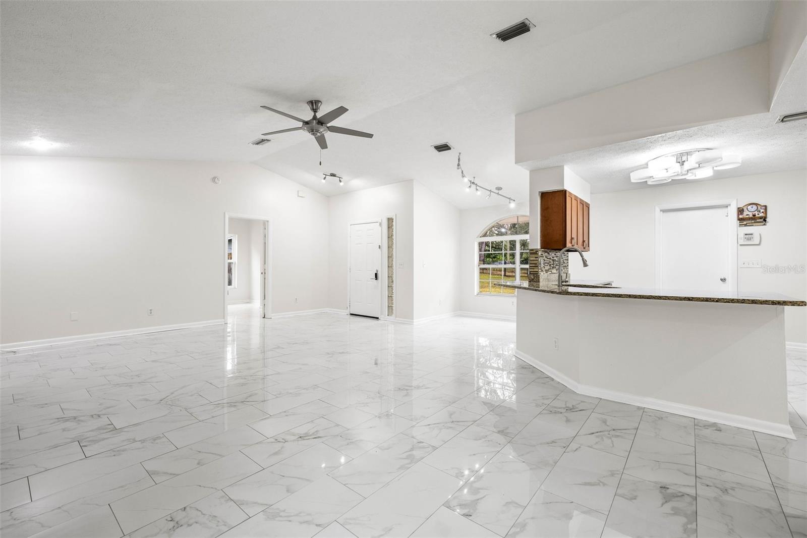11615 GROVE LN, SEFFNER, FL, 33584