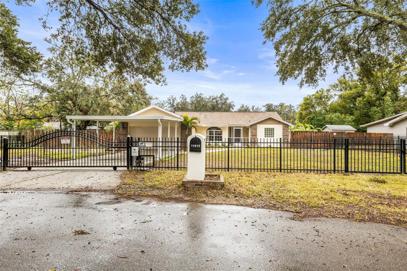 11615 GROVE LN, SEFFNER, FL, 33584