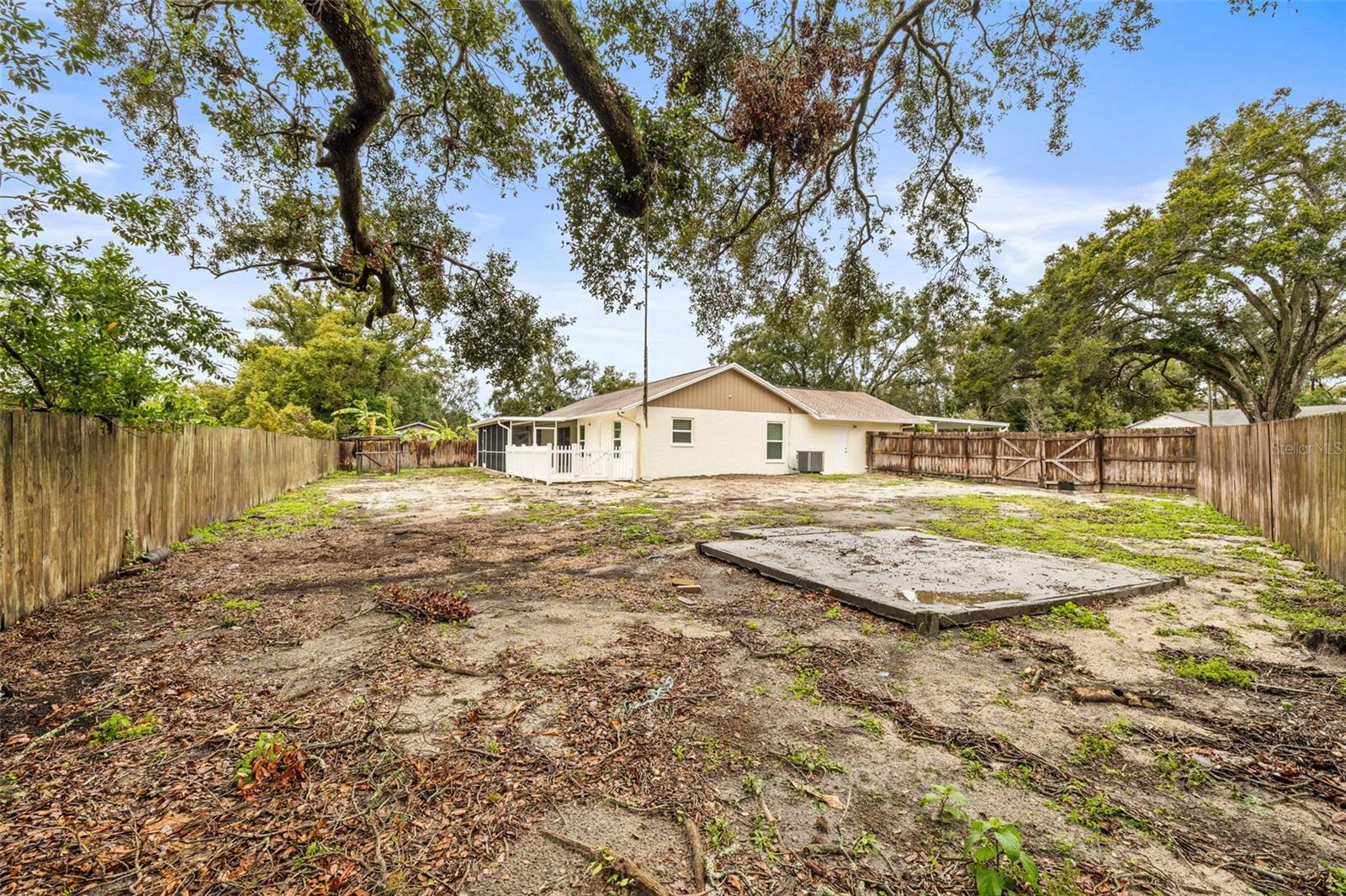 11615 GROVE LN, SEFFNER, FL, 33584