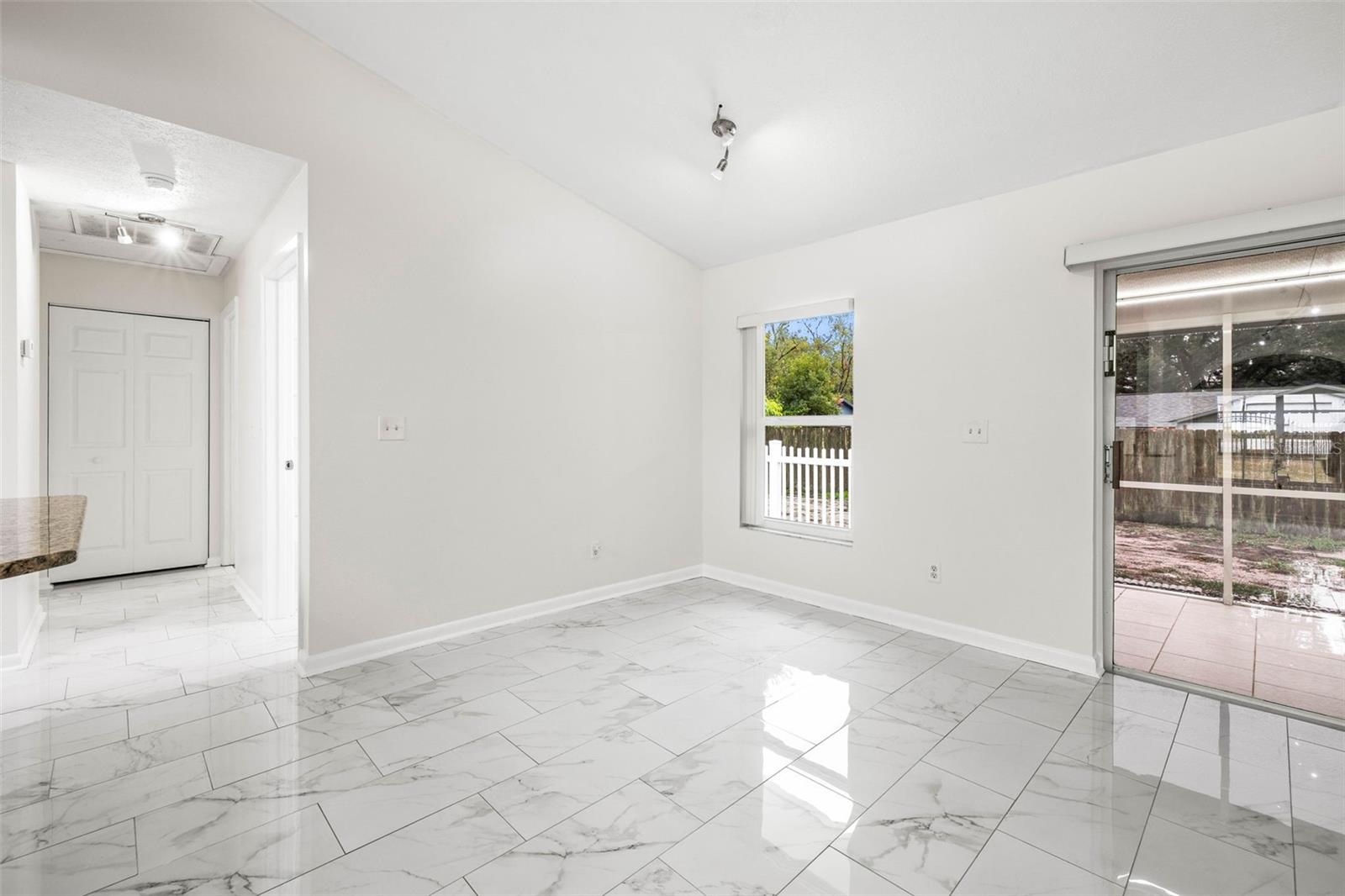 11615 GROVE LN, SEFFNER, FL, 33584