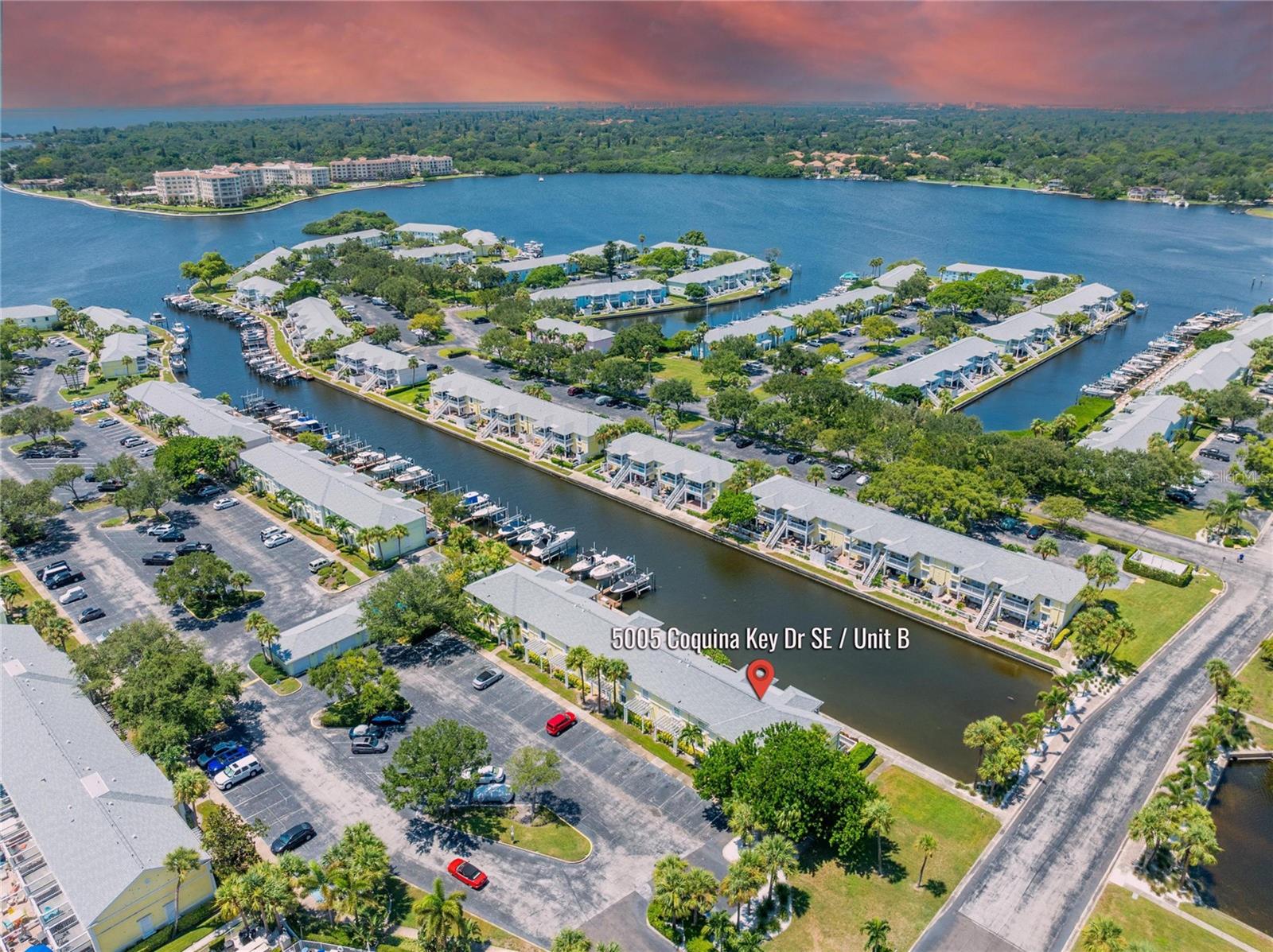 5005 COQUINA KEY DR SE #B, ST PETERSBURG, FL, 33705
