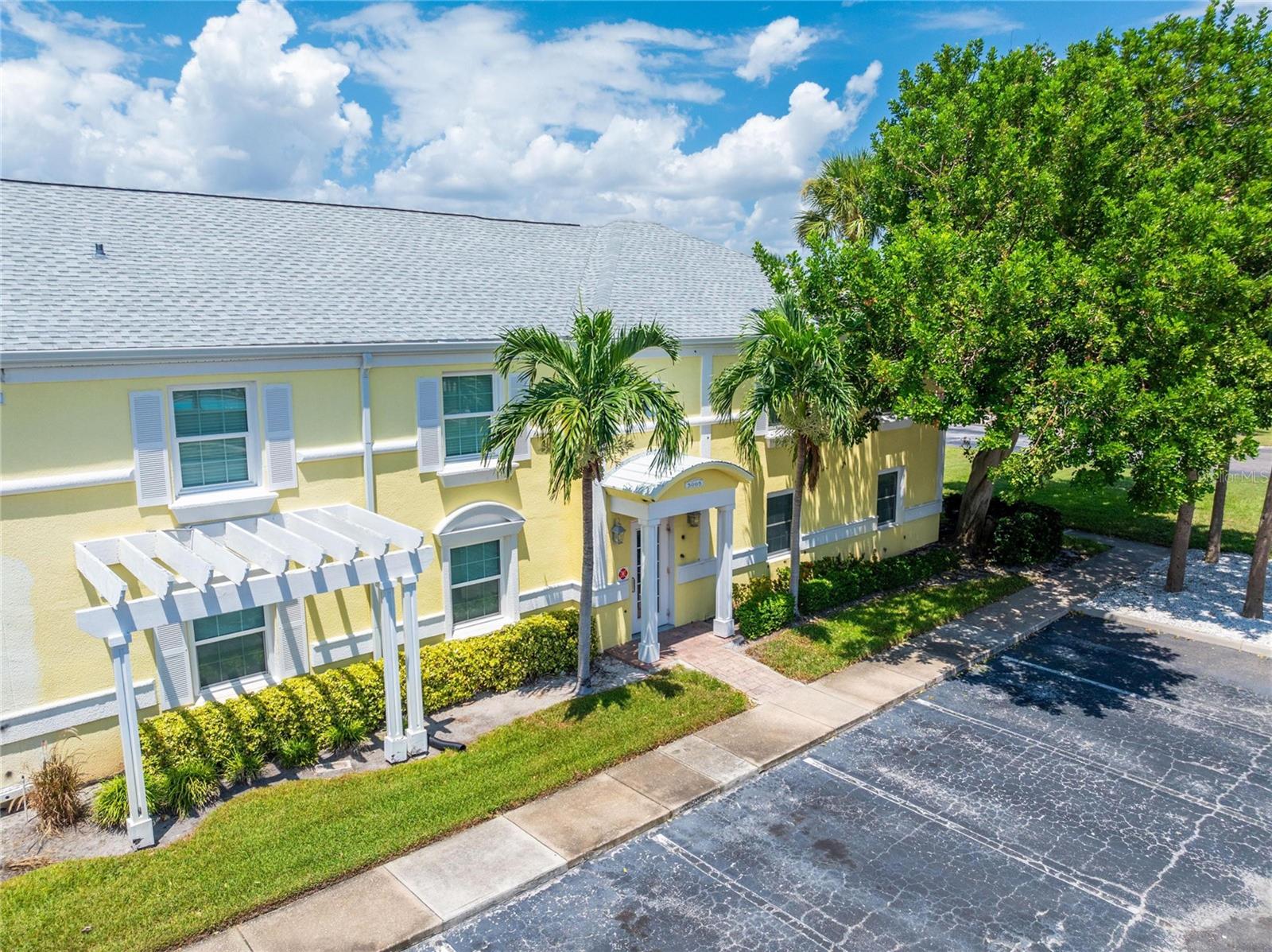 5005 COQUINA KEY DR SE #B, ST PETERSBURG, FL, 33705