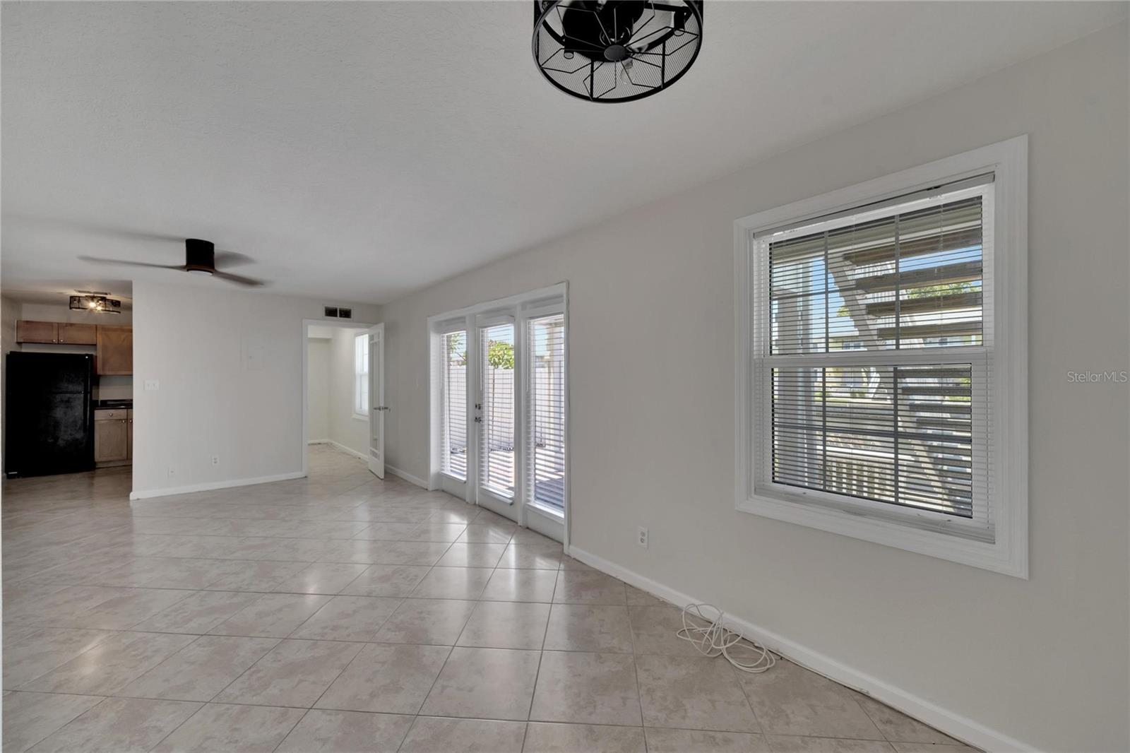 5005 COQUINA KEY DR SE #B, ST PETERSBURG, FL, 33705