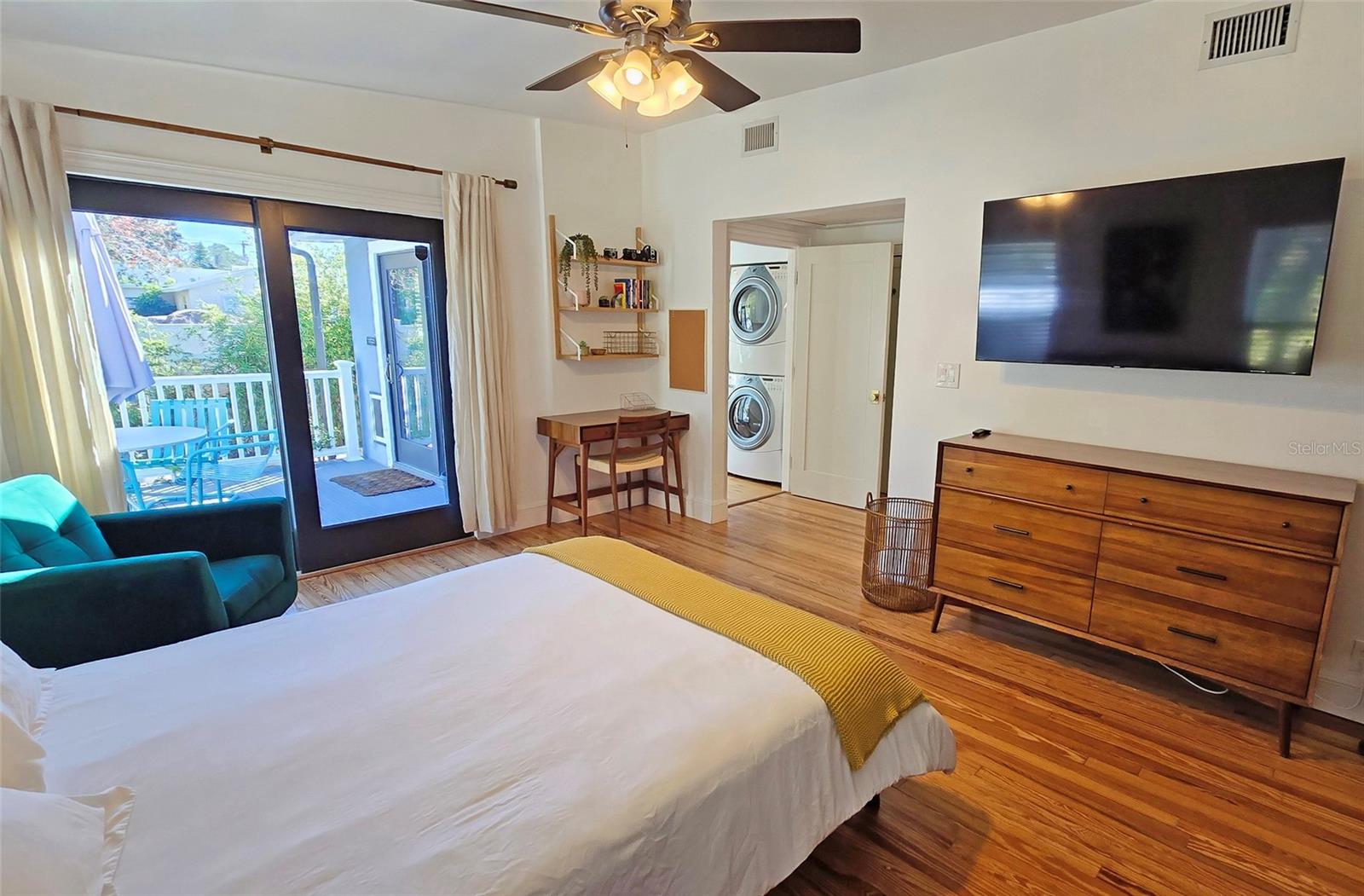 2335 NOVUS ST, SARASOTA, FL, 34237