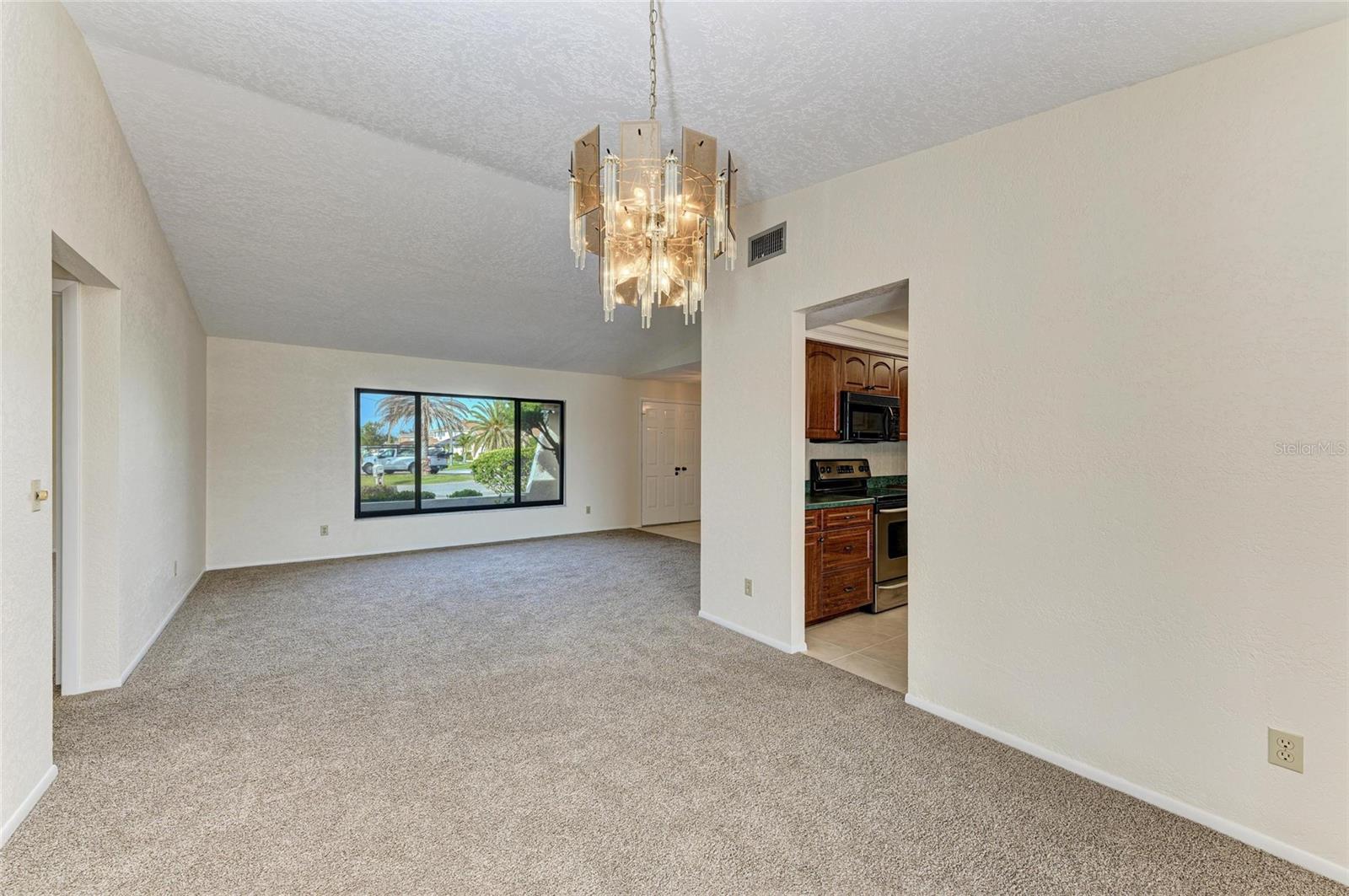 1115 VENTURE CT, PUNTA GORDA, FL, 33983