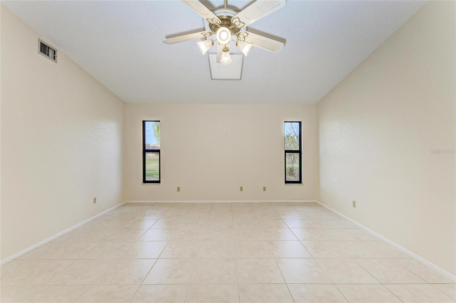 1115 VENTURE CT, PUNTA GORDA, FL, 33983