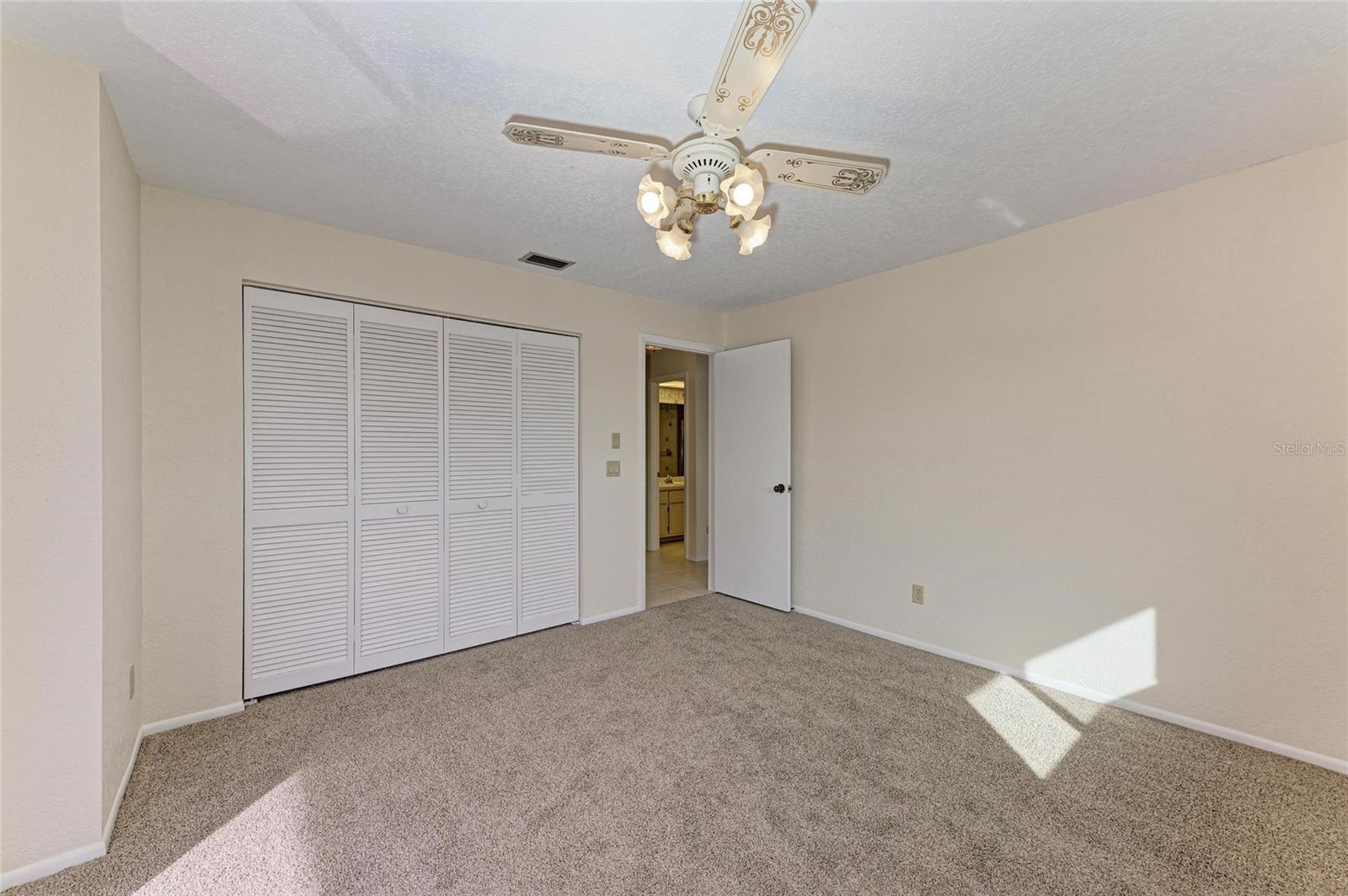 1115 VENTURE CT, PUNTA GORDA, FL, 33983