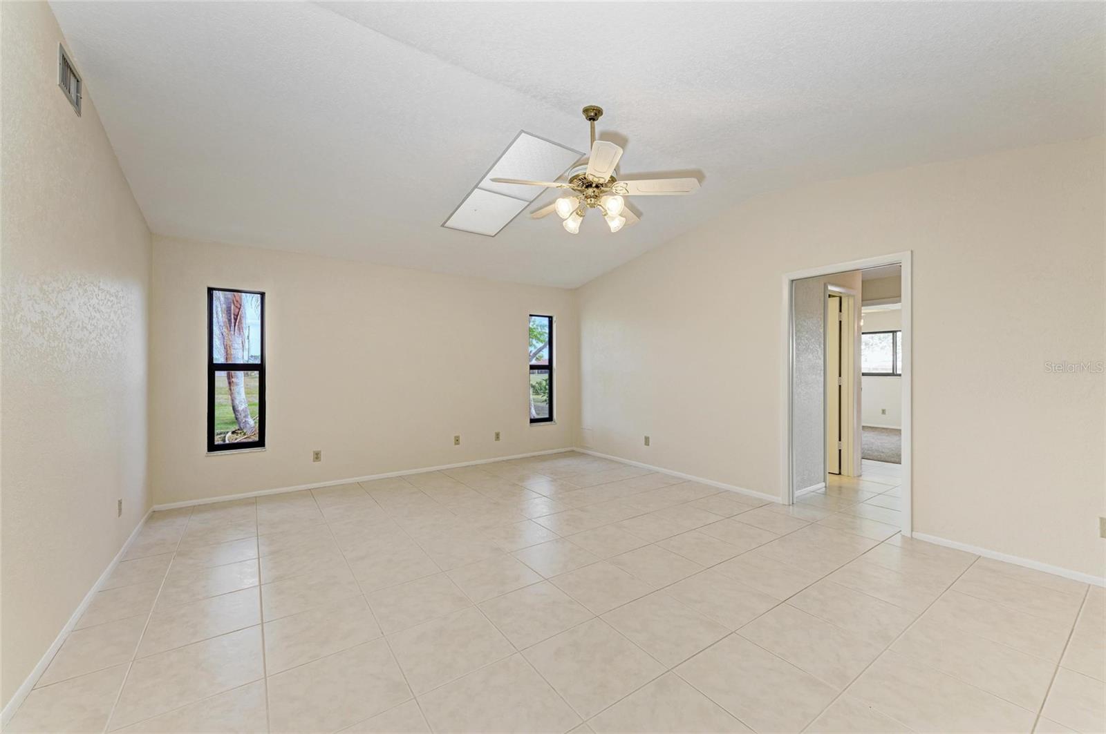 1115 VENTURE CT, PUNTA GORDA, FL, 33983