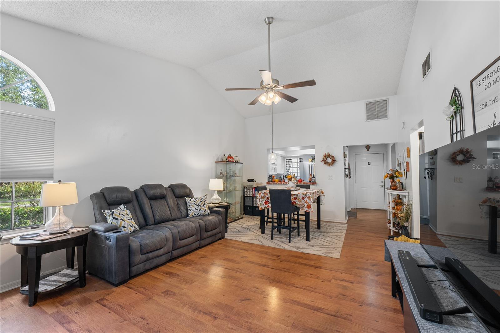194 POST WAY, CASSELBERRY, FL, 32707