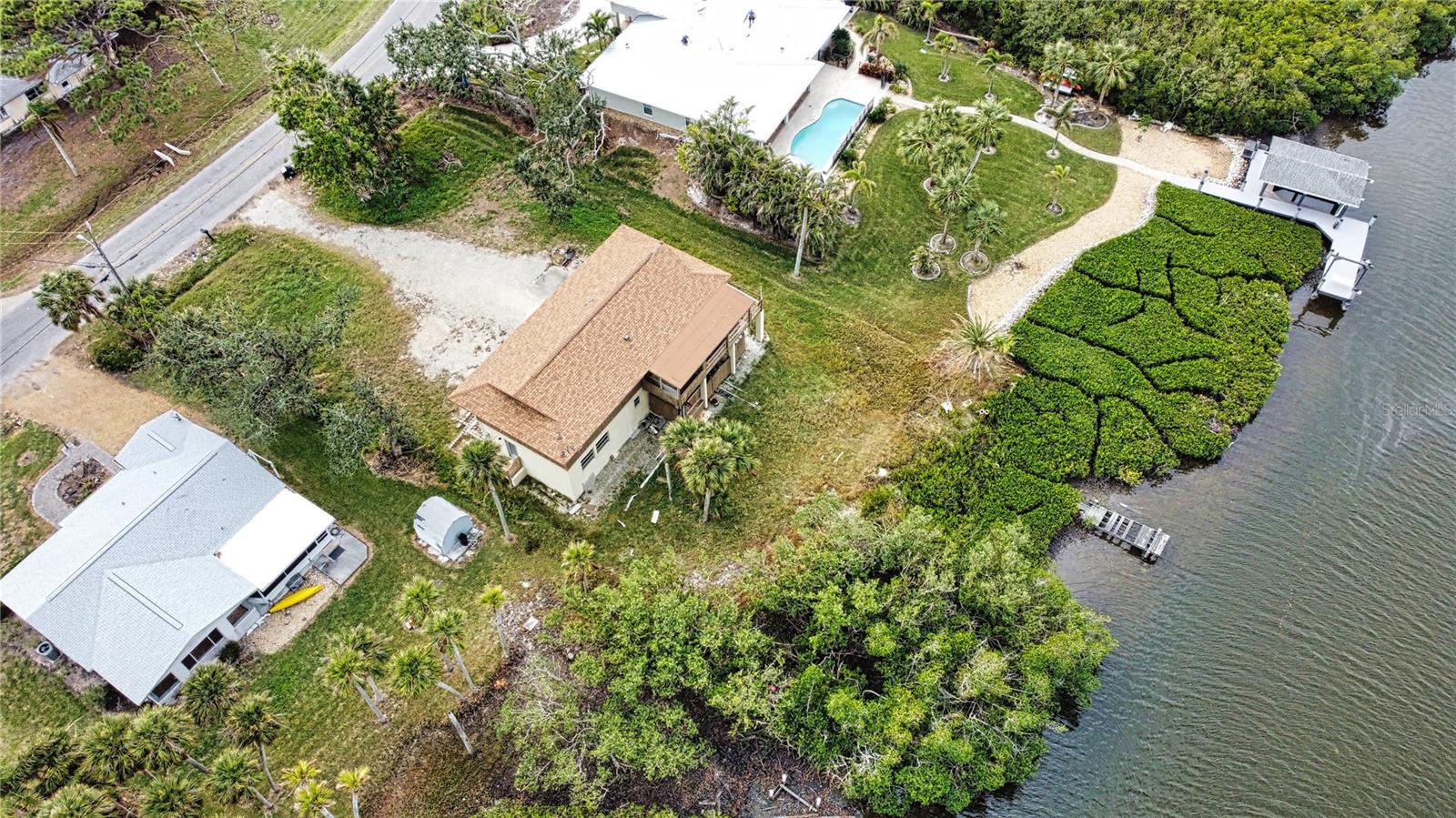 1690 LEMON BAY DR, VENICE, FL, 34293