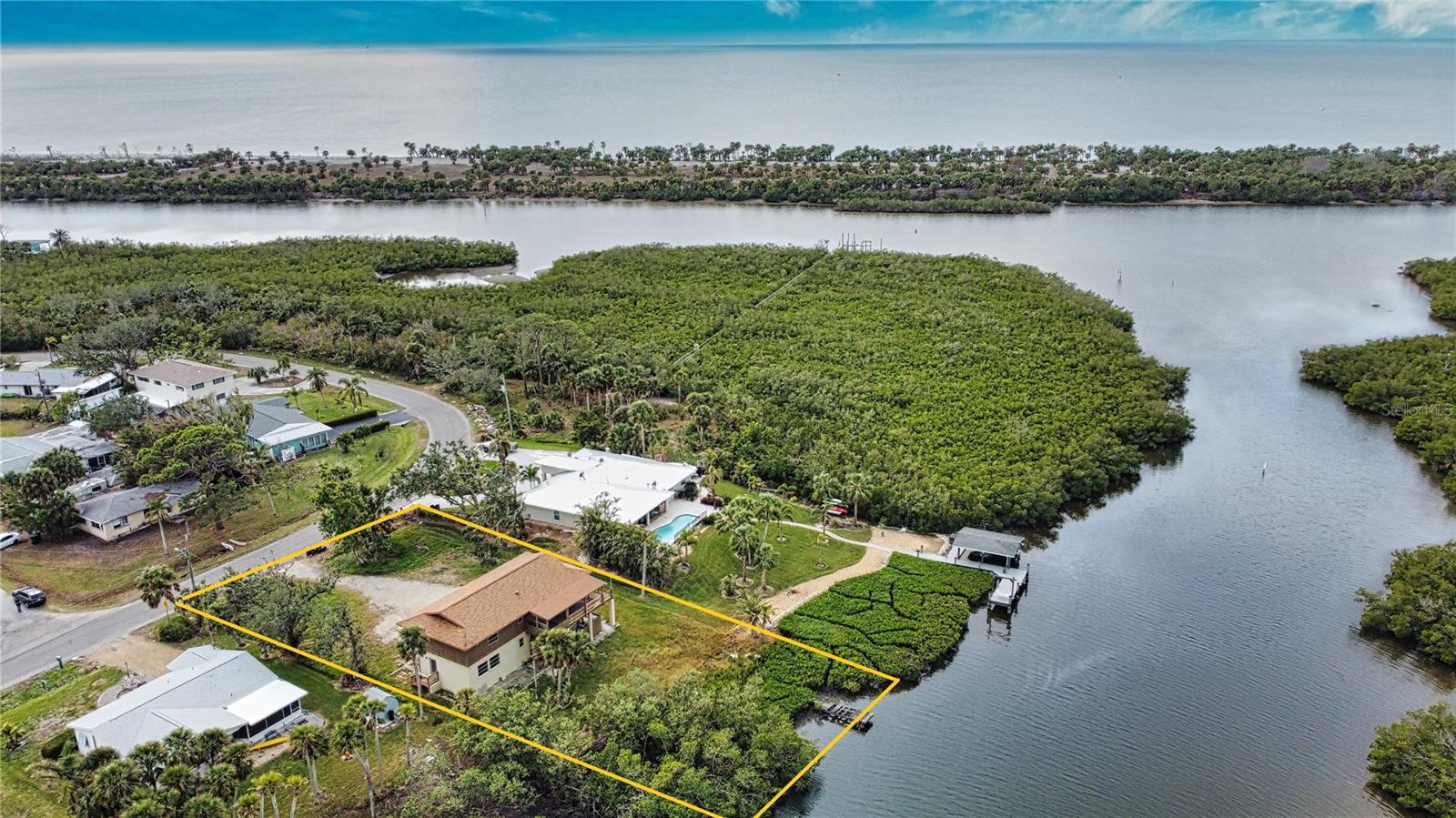 1690 LEMON BAY DR, VENICE, FL, 34293