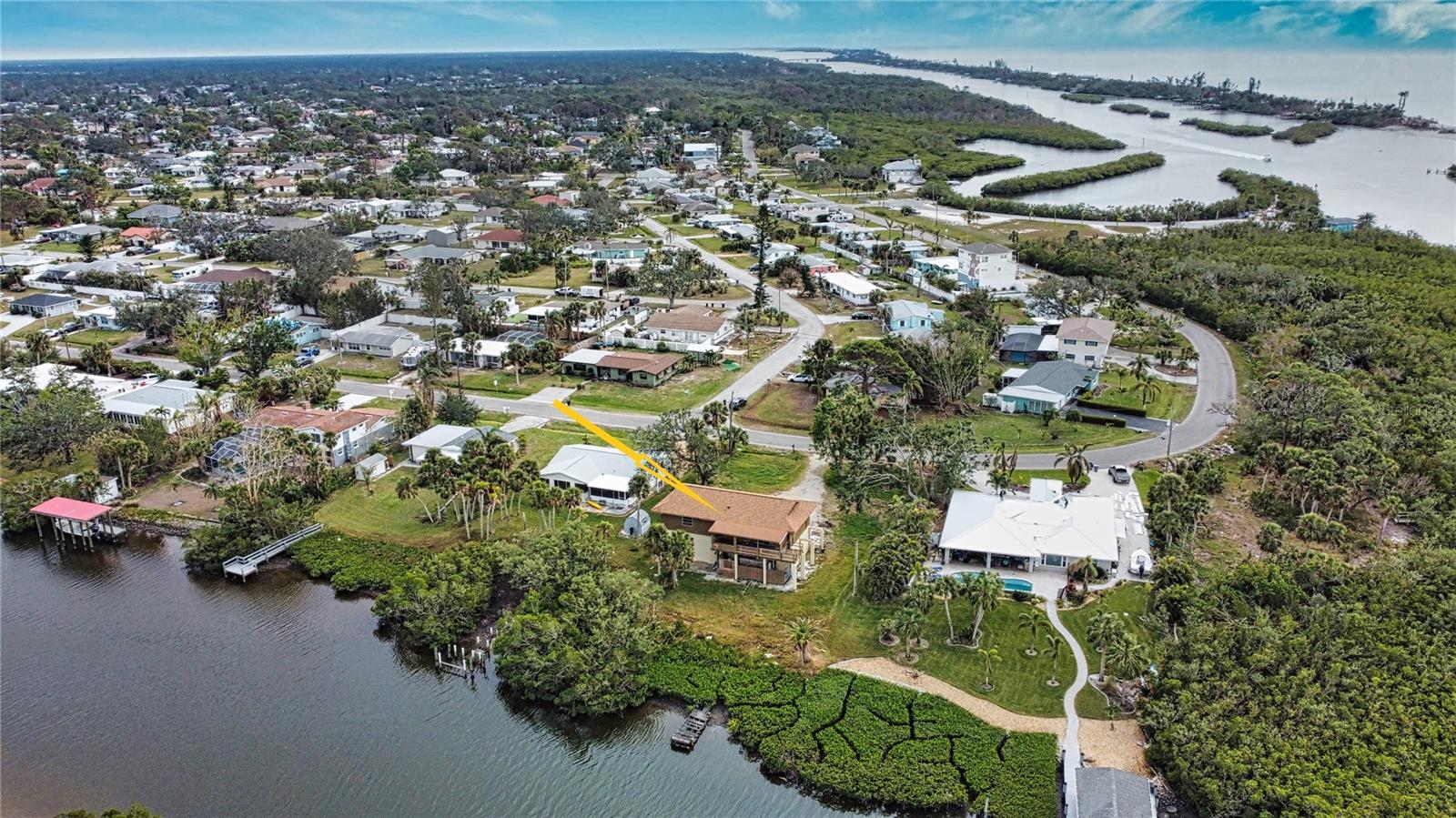 1690 LEMON BAY DR, VENICE, FL, 34293