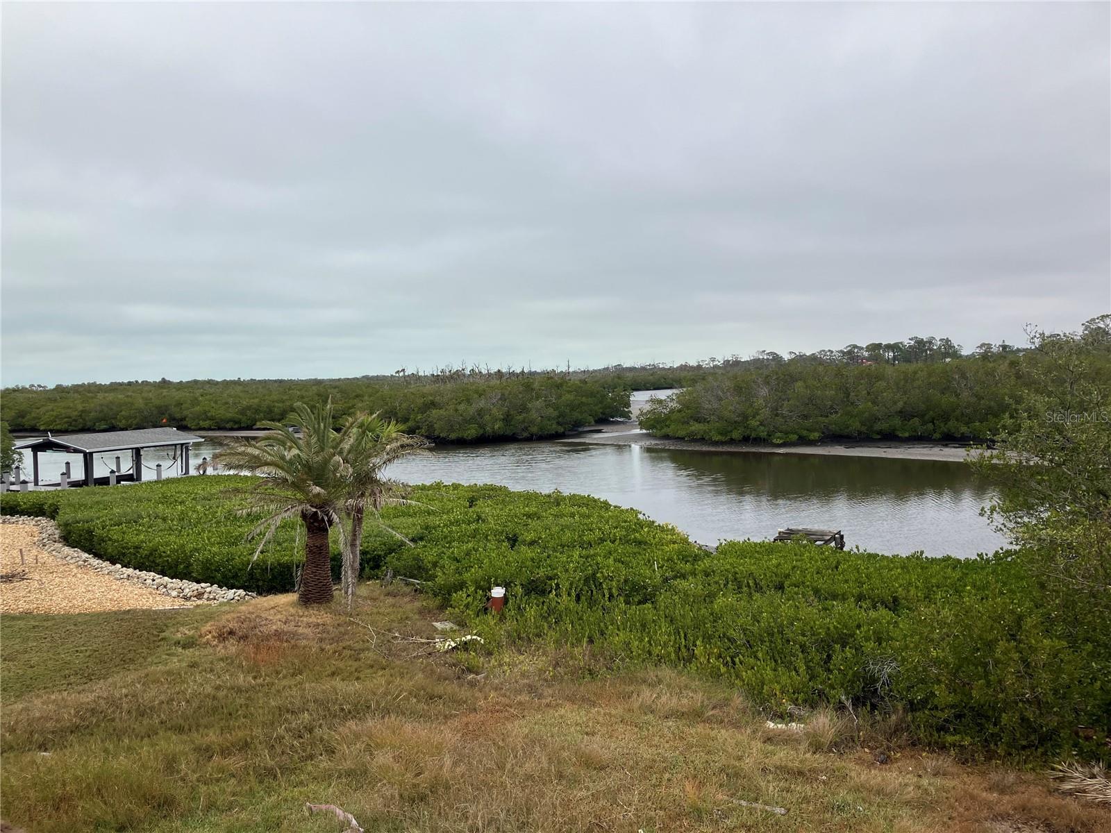 1690 LEMON BAY DR, VENICE, FL, 34293