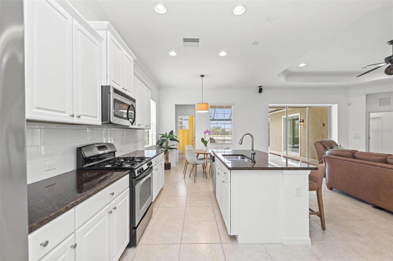 7204 ANNANHILL LN, LAKEWOOD RANCH, FL, 34202