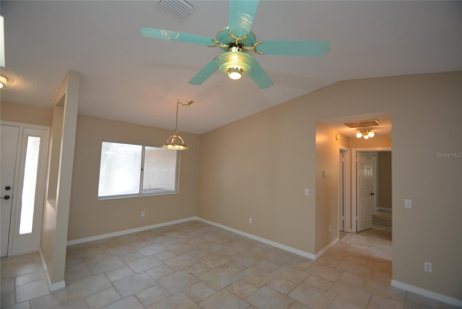 12 CEDARWOOD CT, PALM COAST, FL, 32137