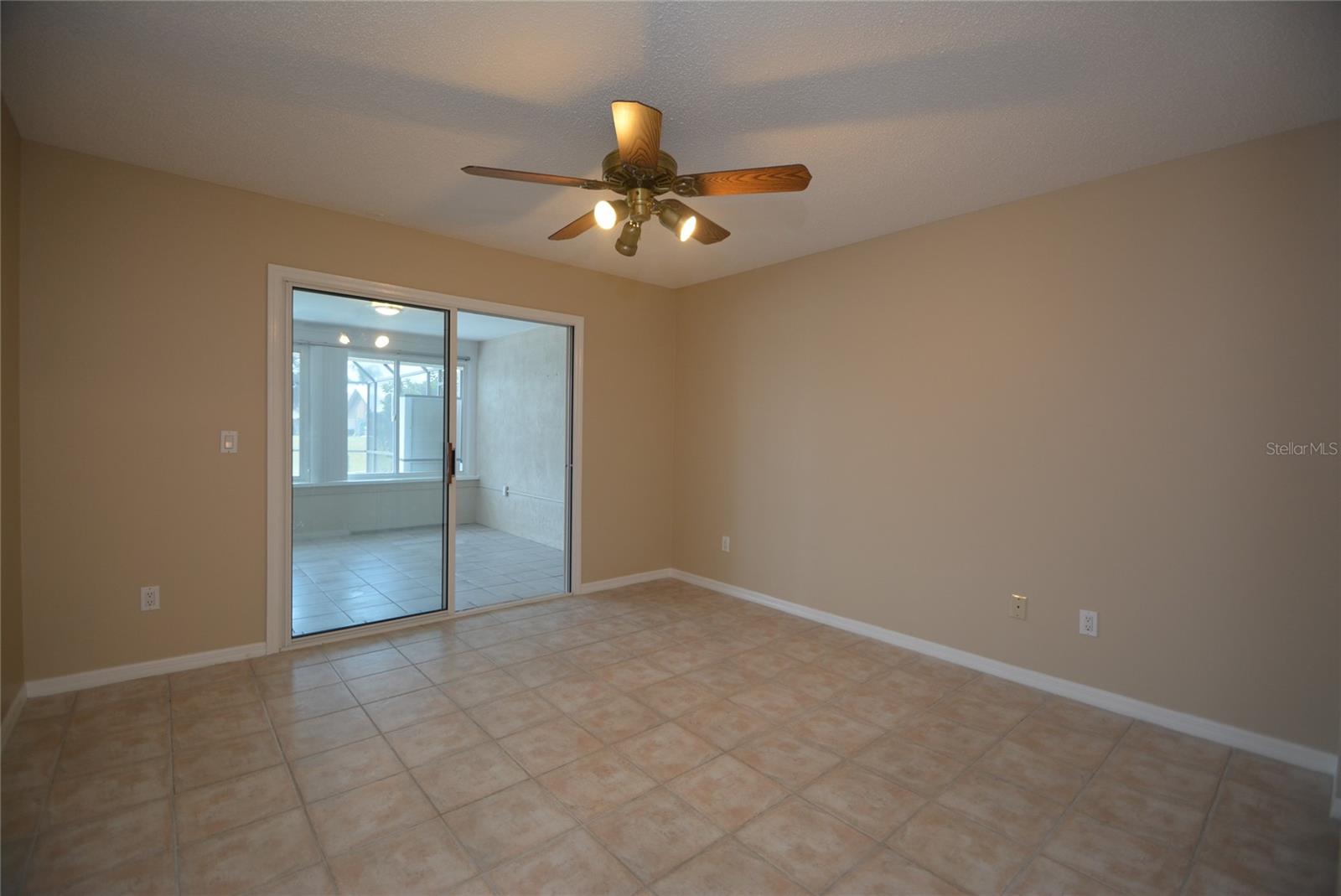12 CEDARWOOD CT, PALM COAST, FL, 32137