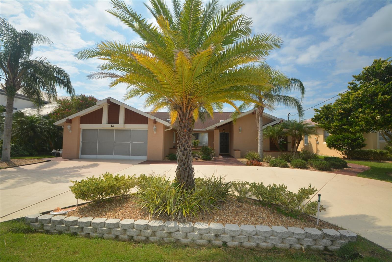 12 CEDARWOOD CT, PALM COAST, FL, 32137