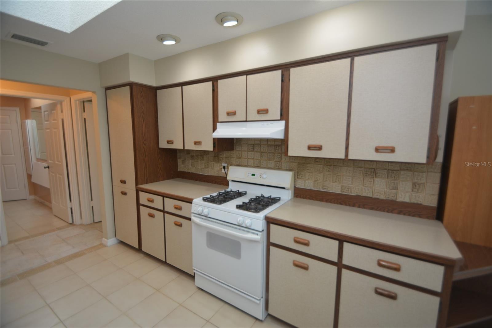 12 CEDARWOOD CT, PALM COAST, FL, 32137