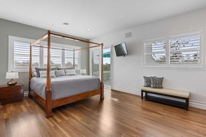 6821 LONGBOAT DR S, LONGBOAT KEY, FL, 34228